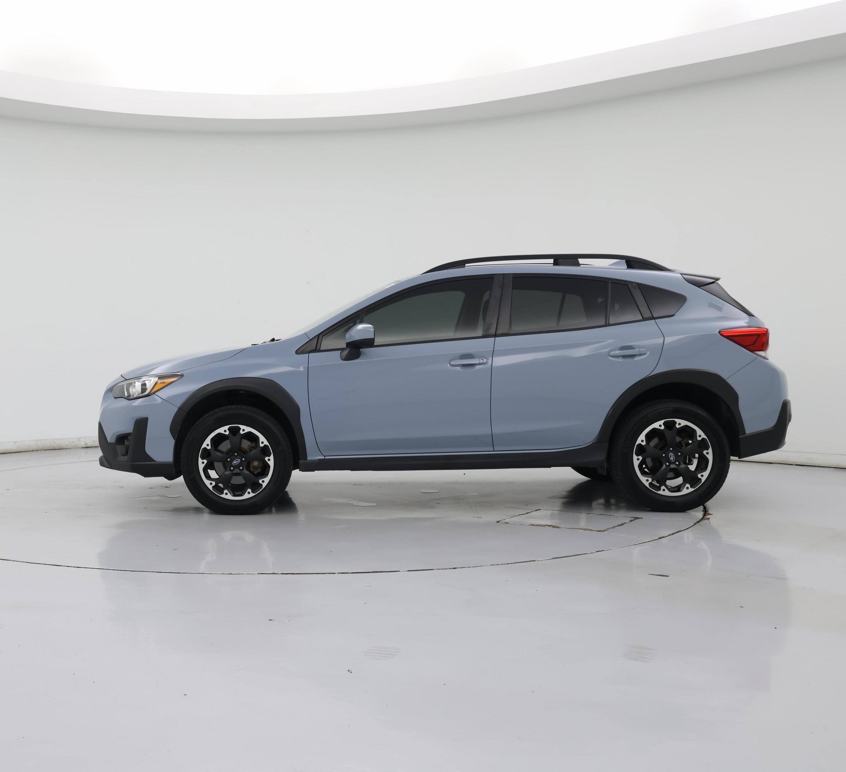 Thumbnail: 2021 Subaru Crosstrek - 3