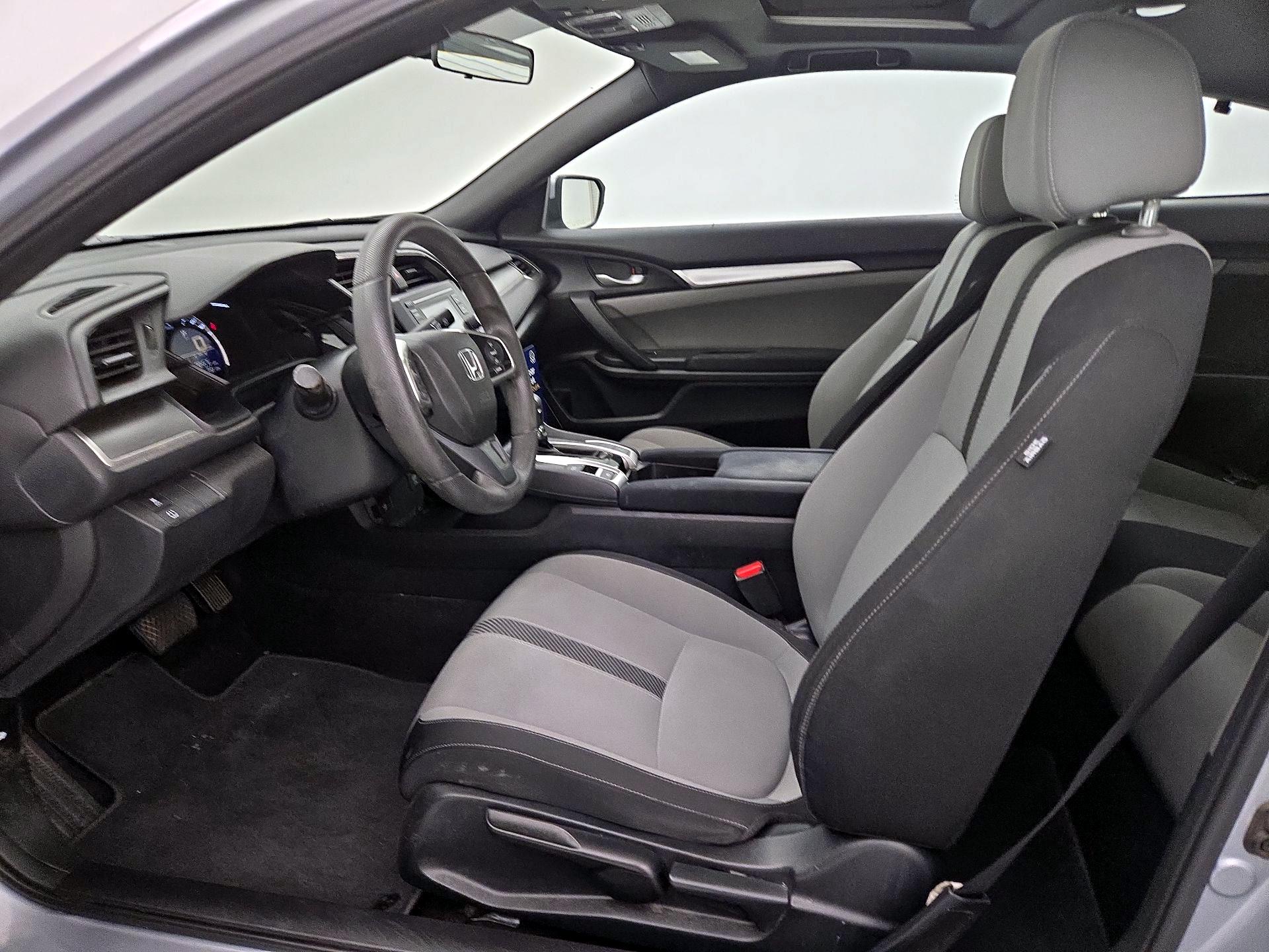Thumbnail: 2016 Honda Civic - 11