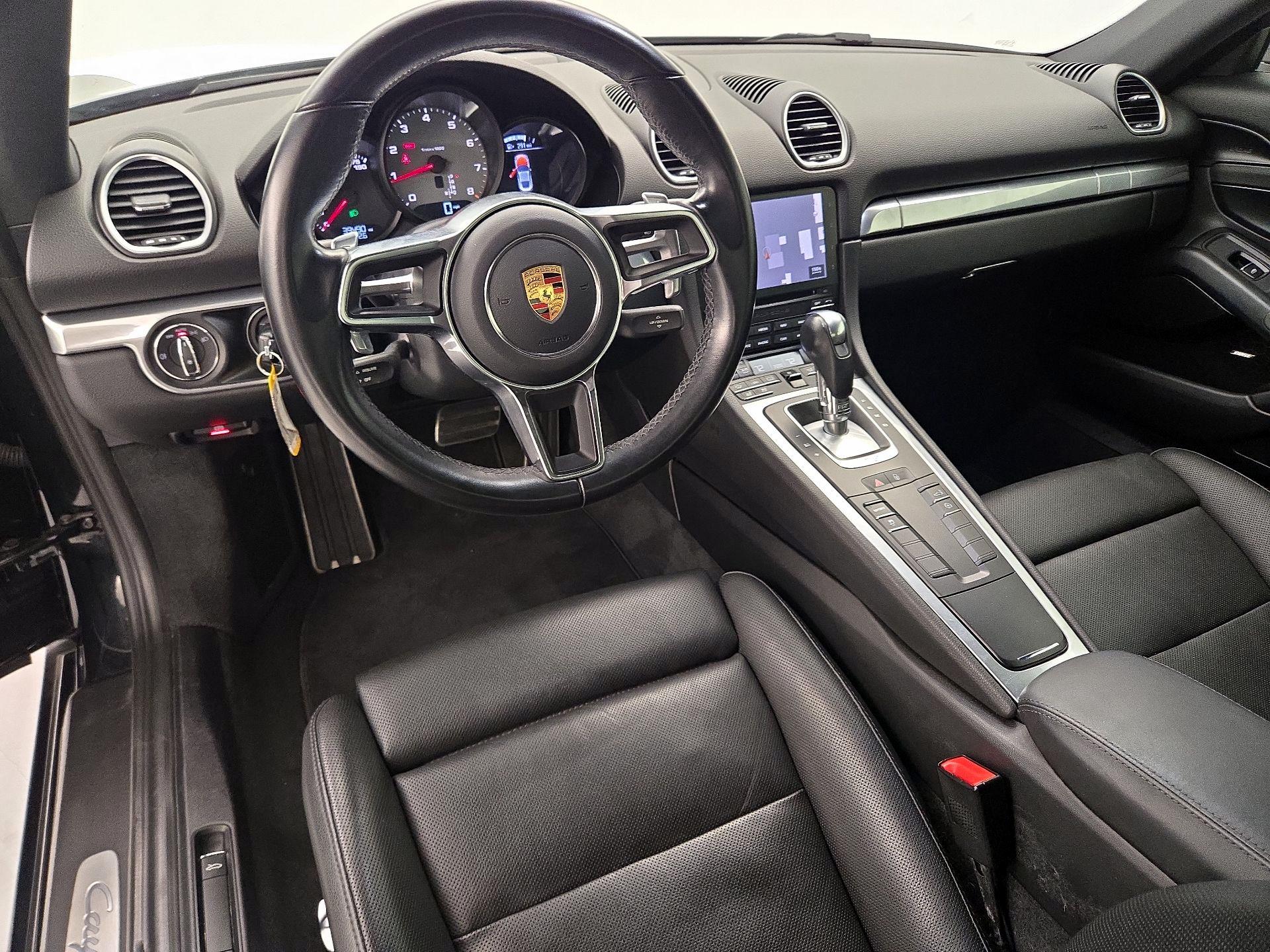 Thumbnail: 2017 Porsche 718 Cayman - 9