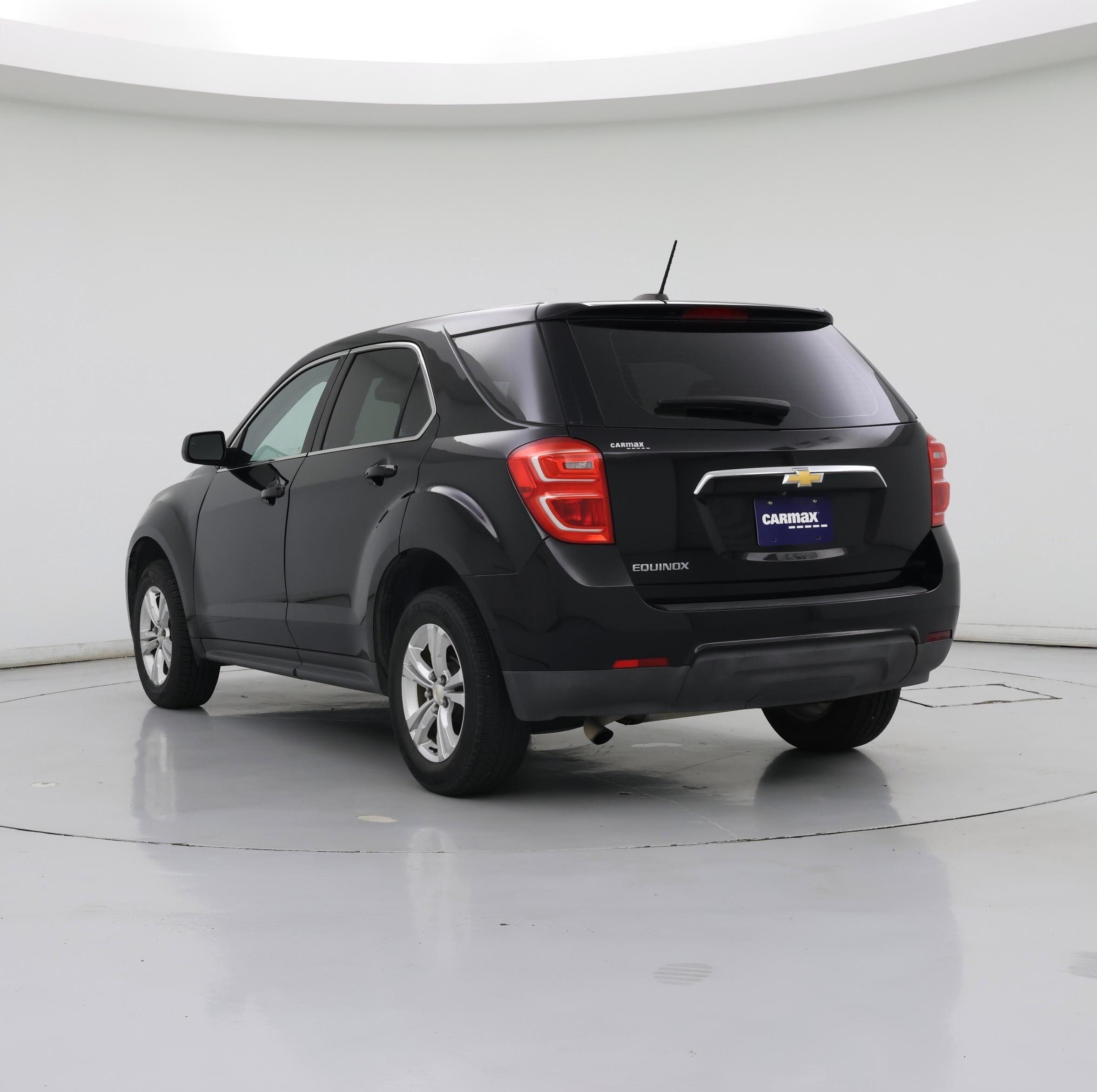 Thumbnail: 2017 Chevrolet Equinox - 2