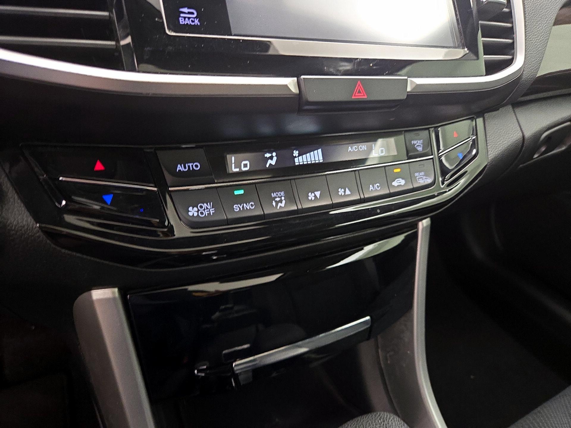 Thumbnail: 2017 Honda Accord - 16