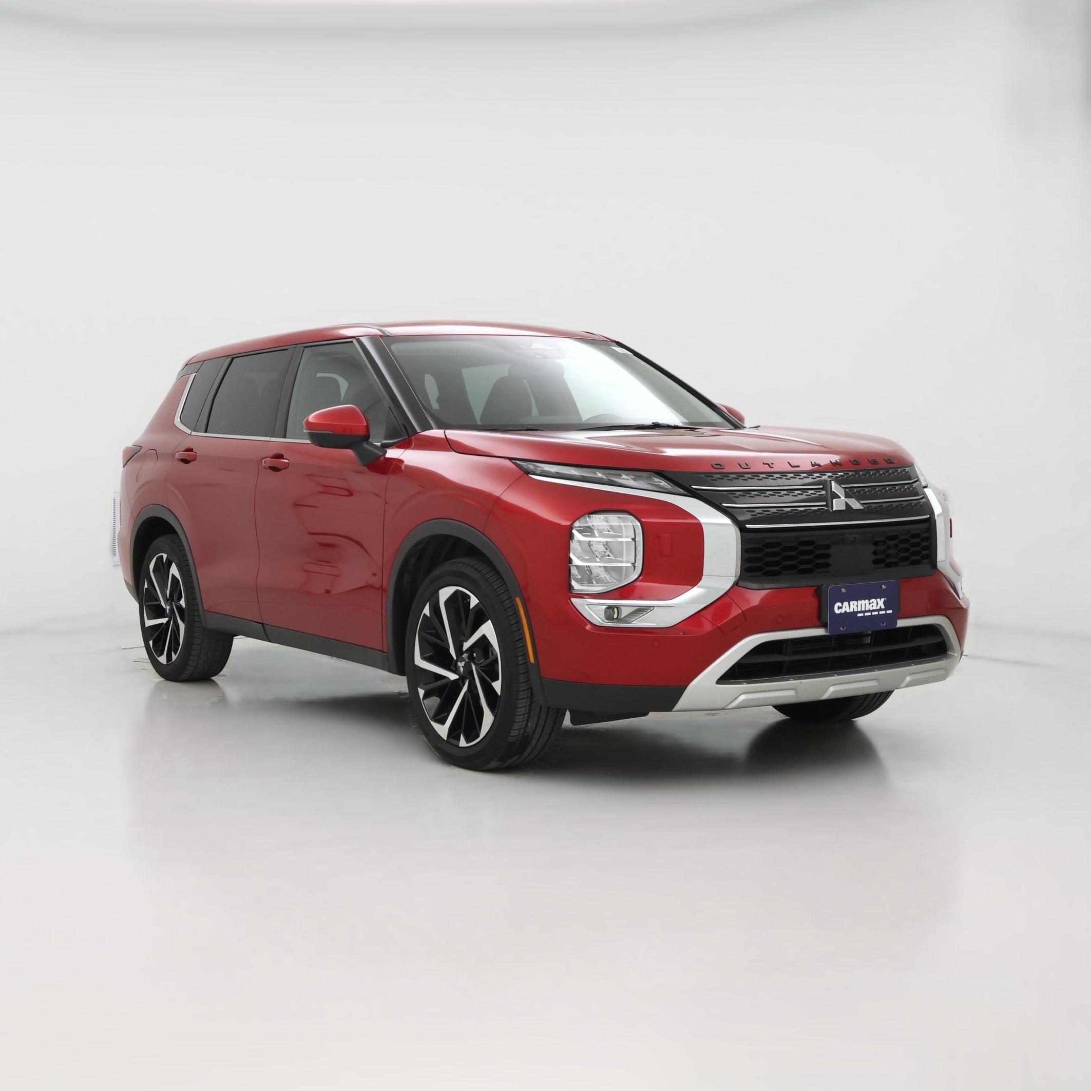 Thumbnail: 2022 Mitsubishi Outlander - 1