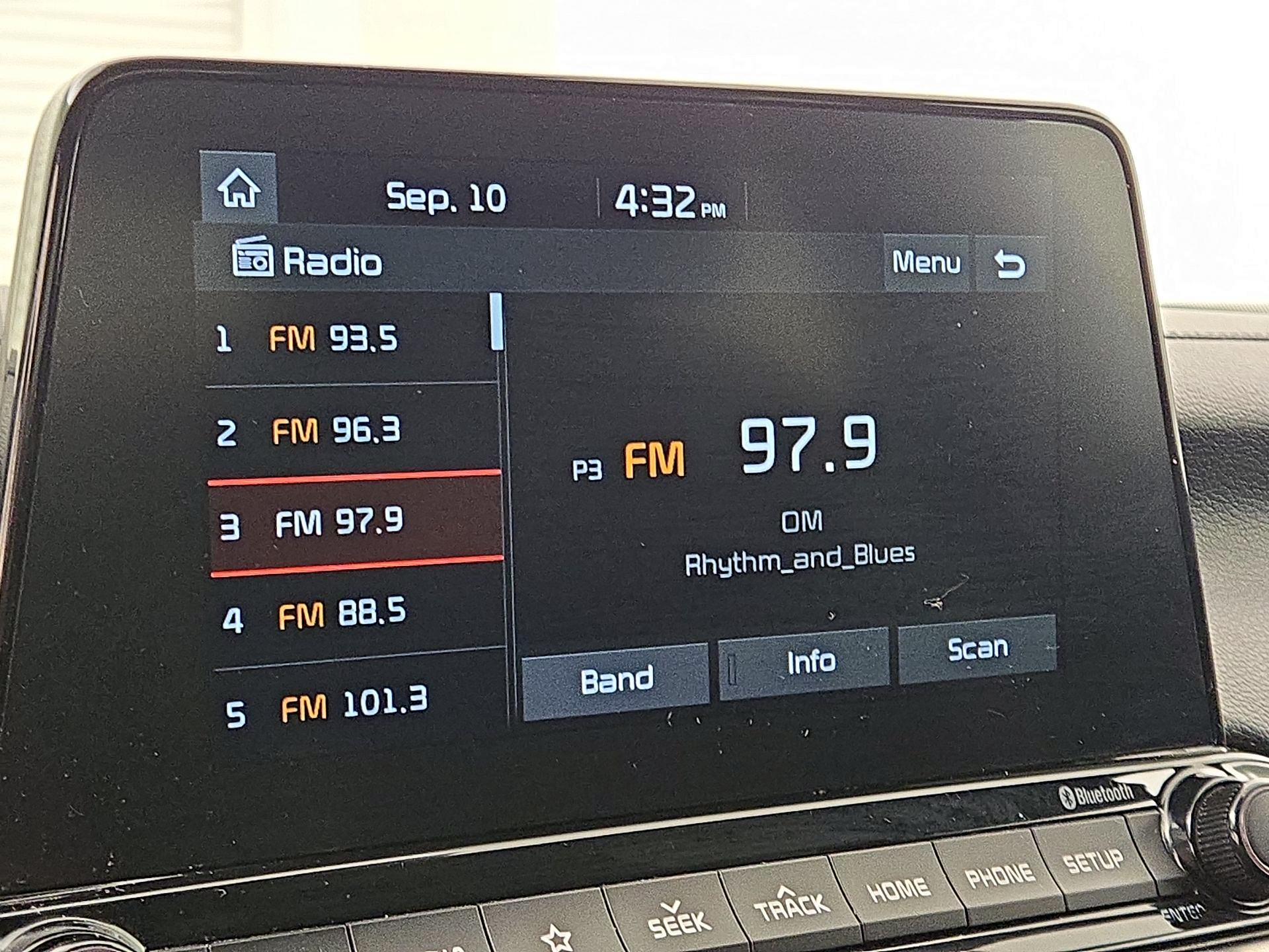 Thumbnail: 2021 Kia Forte - 15