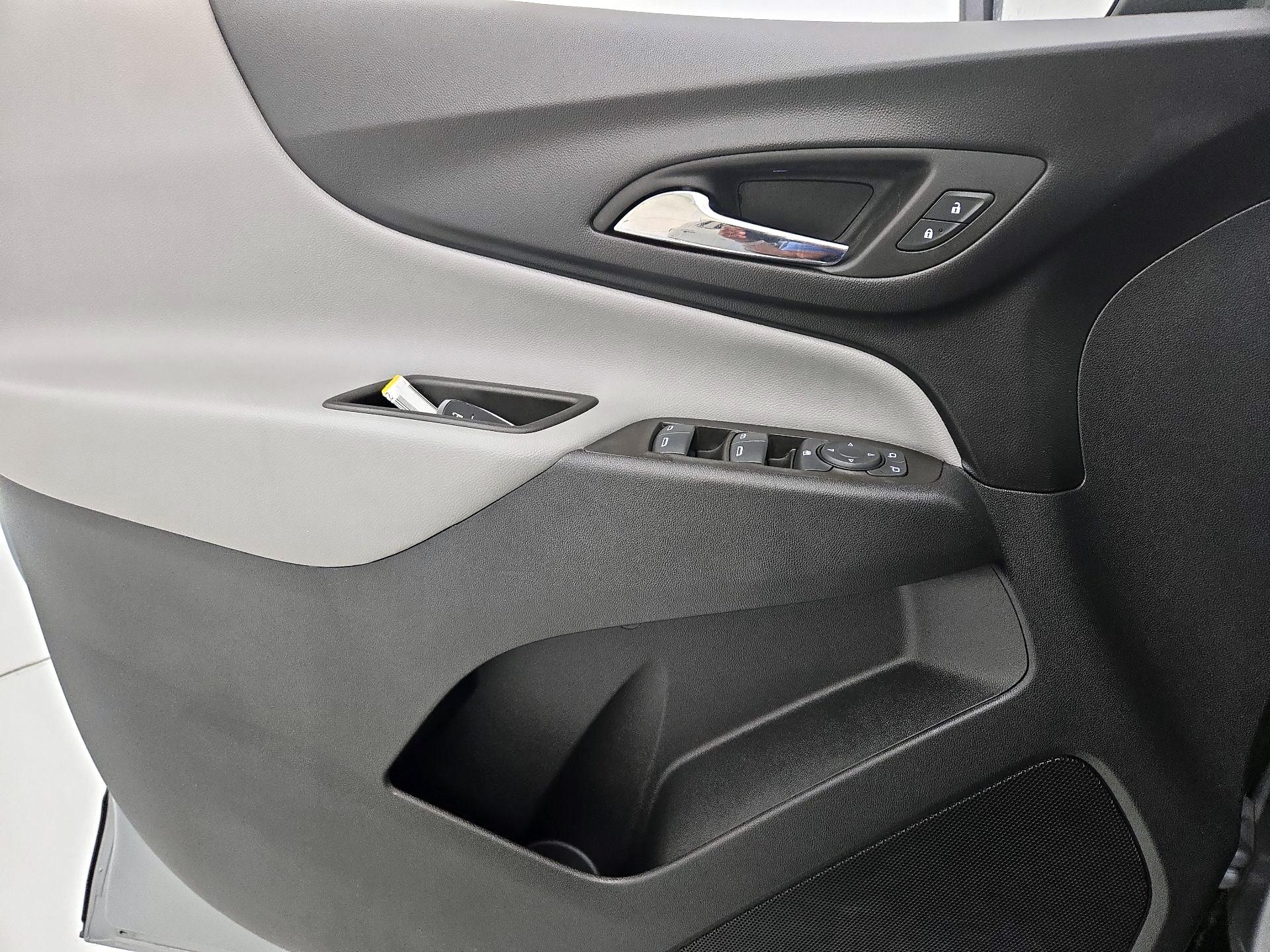 Thumbnail: 2023 Chevrolet Equinox - 12