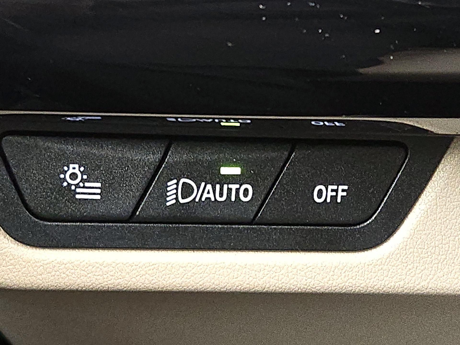 Thumbnail: 2023 BMW X1 - 13