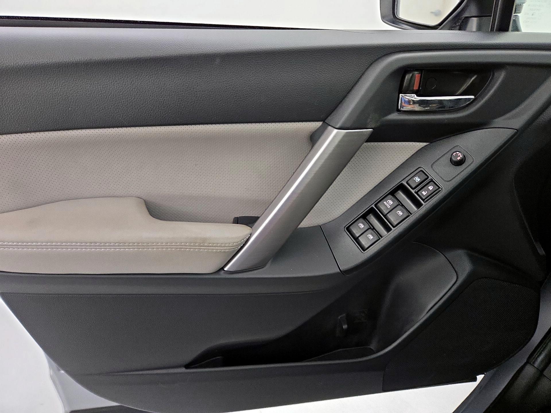Thumbnail: 2016 Subaru Forester - 12