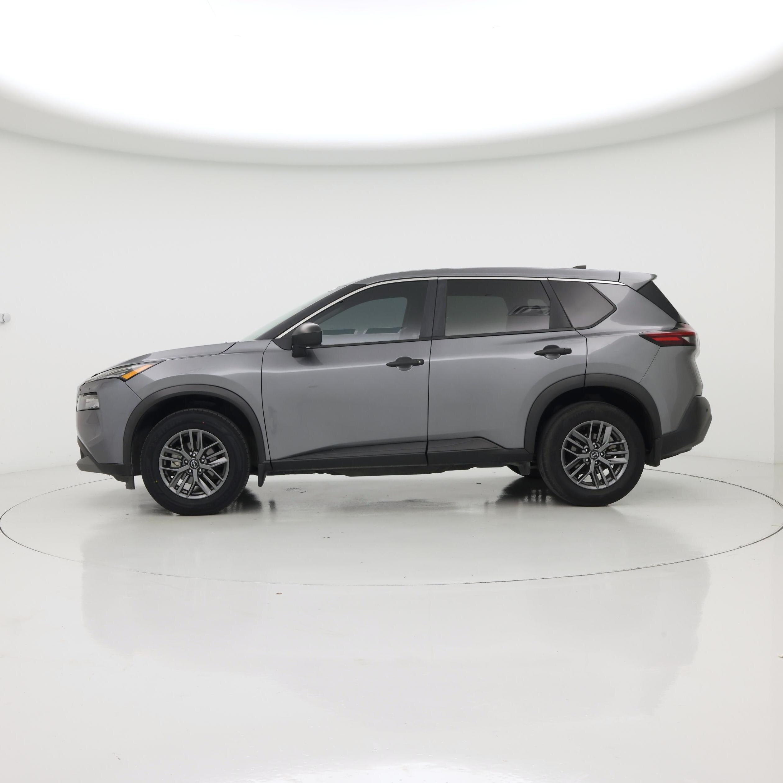 Thumbnail: 2023 Nissan Rogue - 3