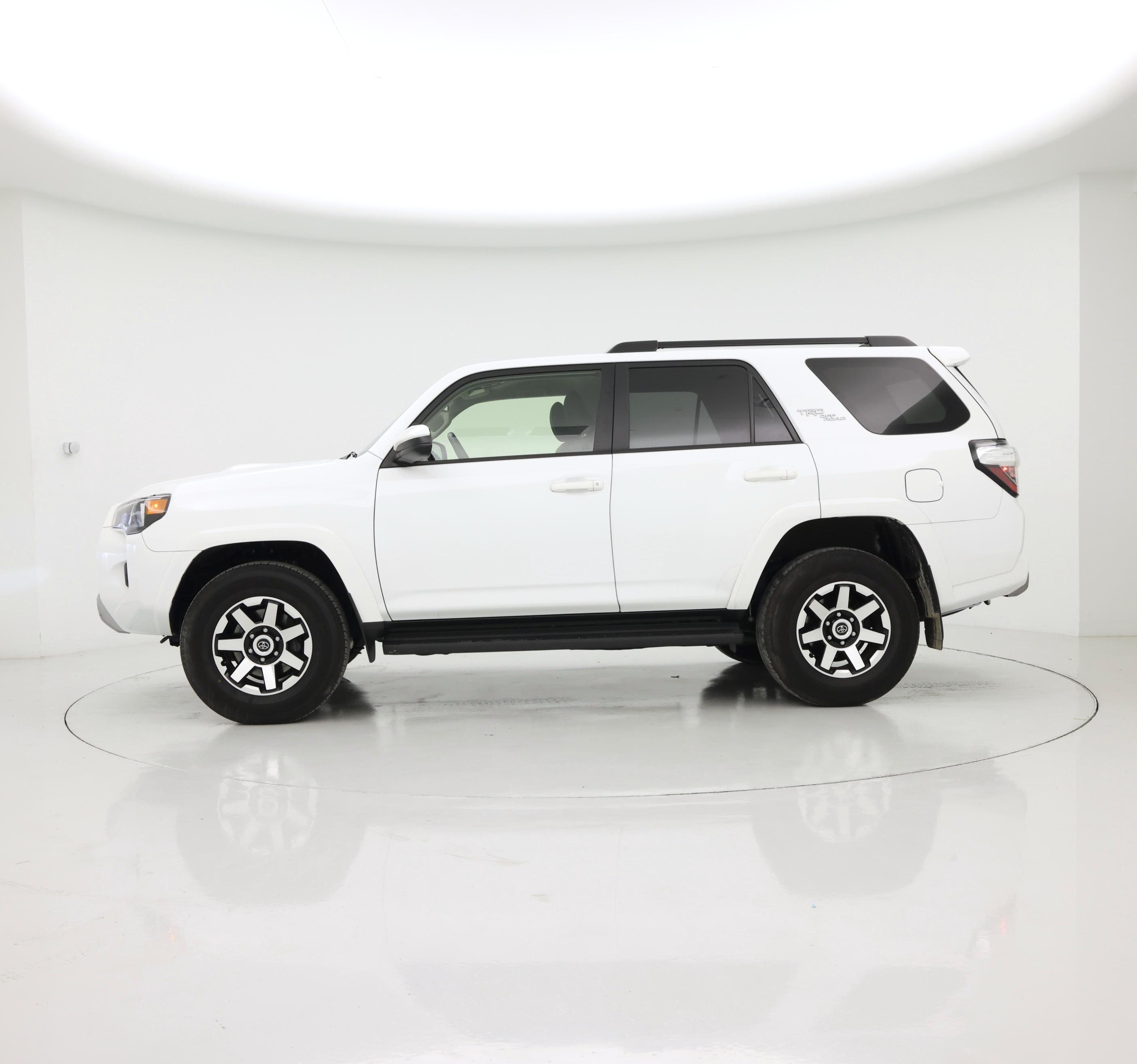 Thumbnail: 2024 Toyota 4Runner - 3