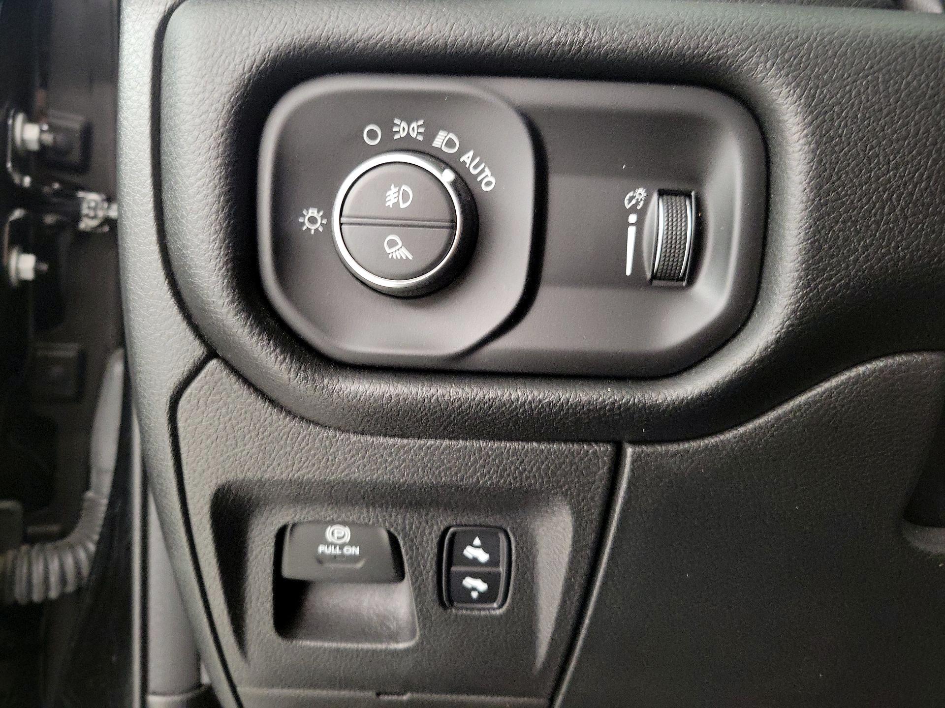 Thumbnail: 2022 RAM 1500 - 13