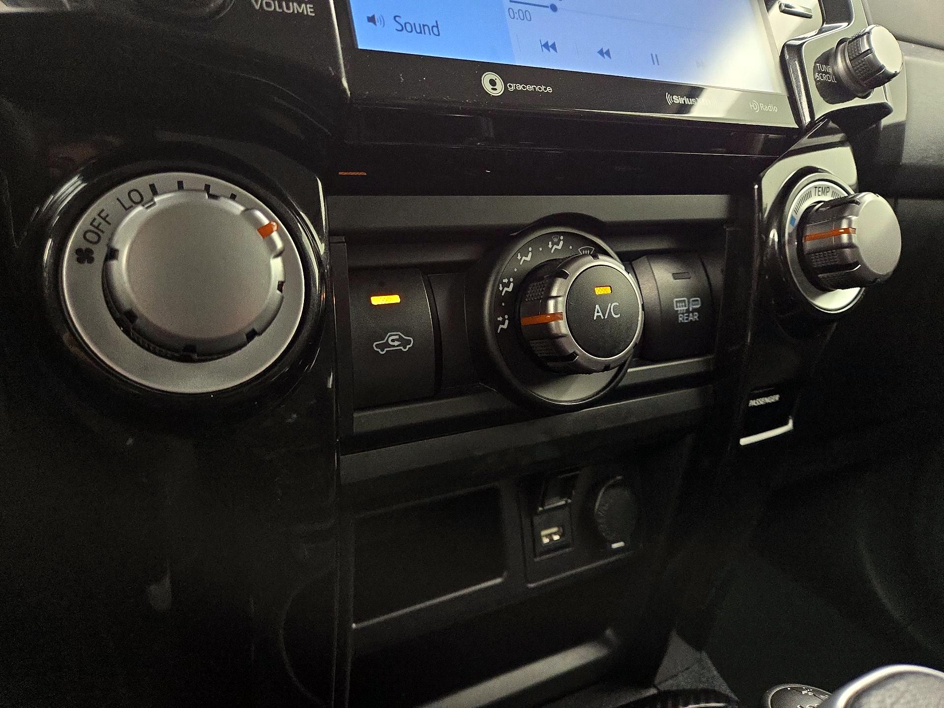 Thumbnail: 2024 Toyota 4Runner - 17