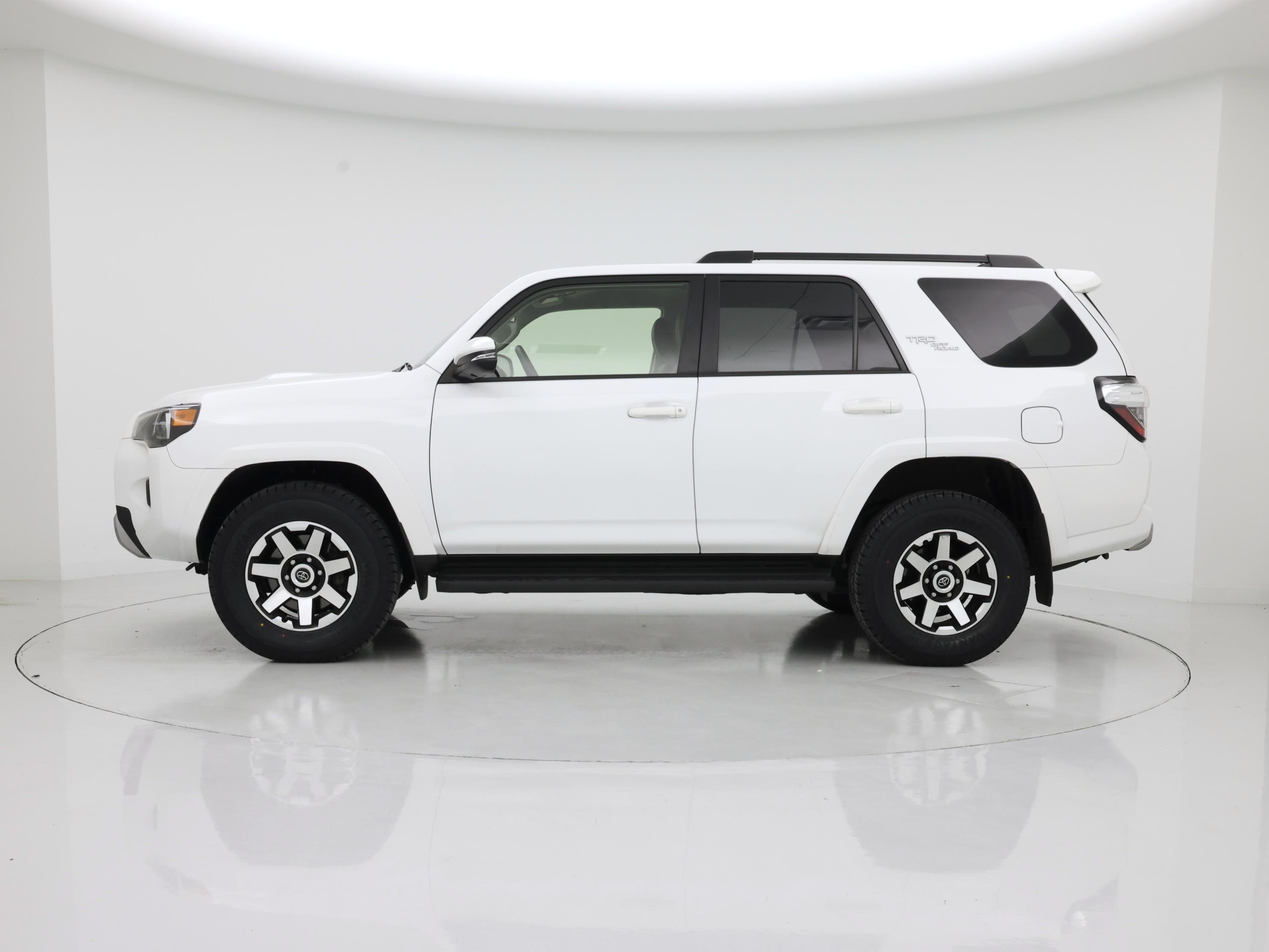 Thumbnail: 2024 Toyota 4Runner - 3