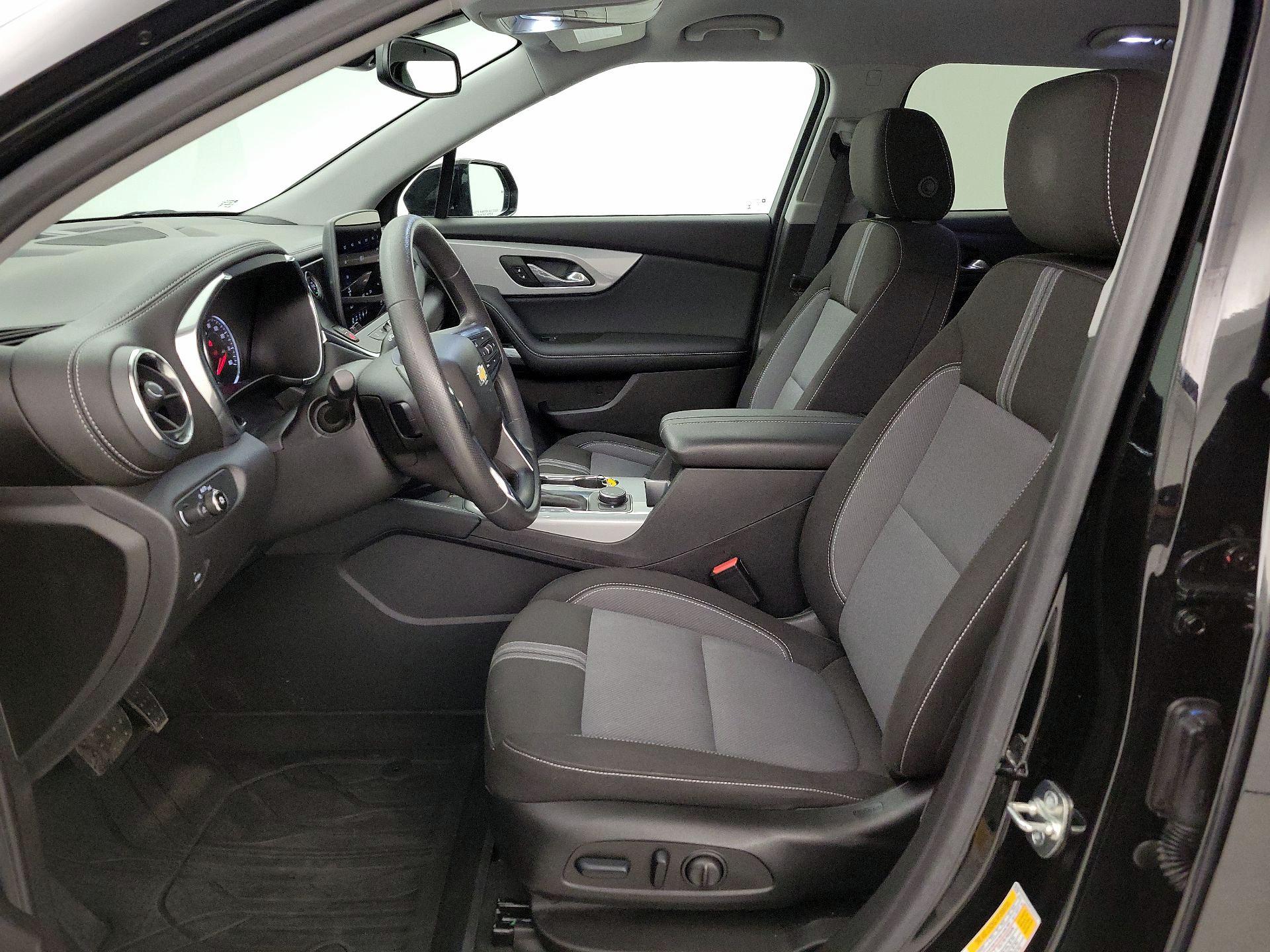 Thumbnail: 2023 Chevrolet Blazer - 11