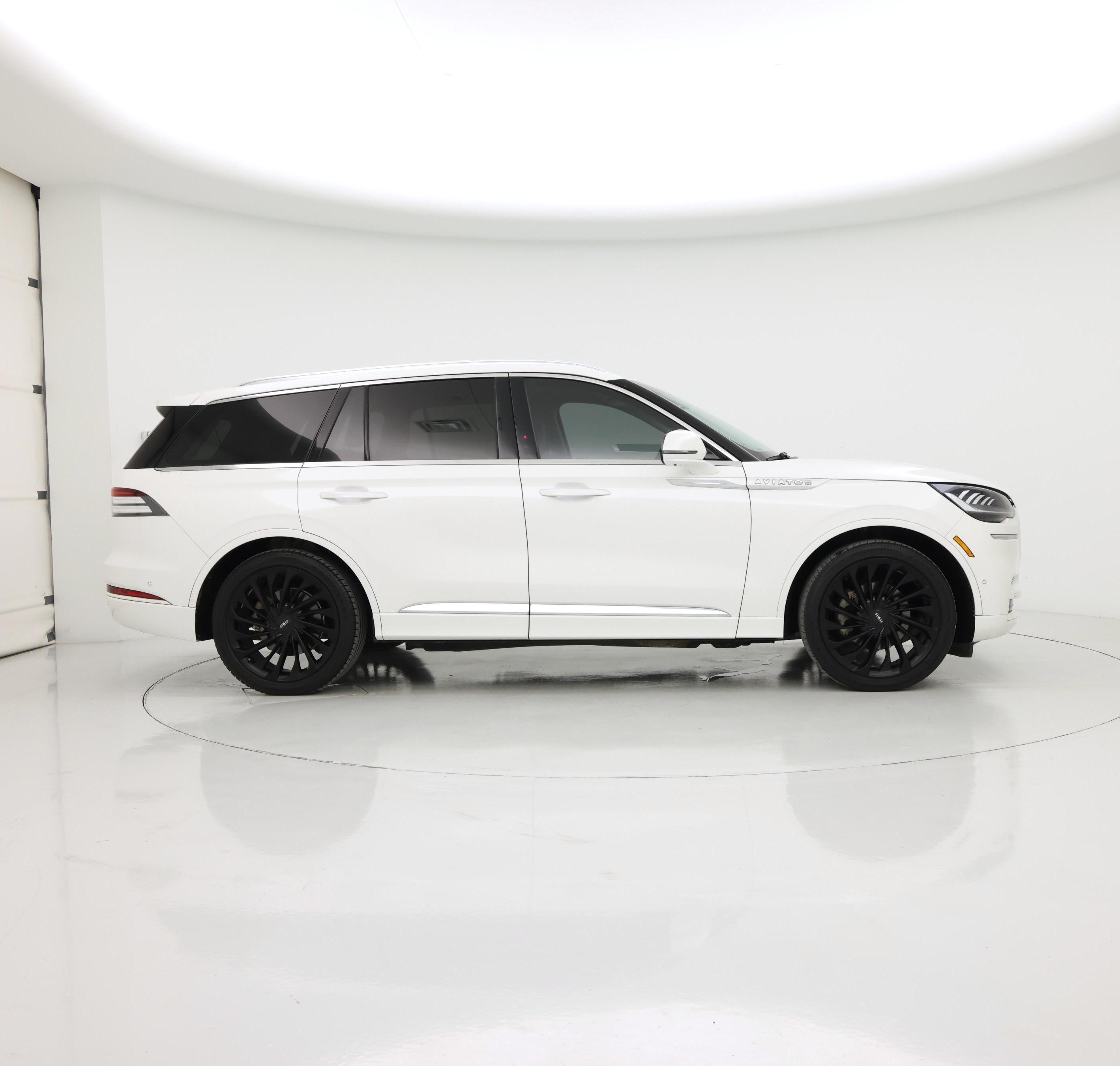 Thumbnail: 2022 Lincoln Aviator - 7