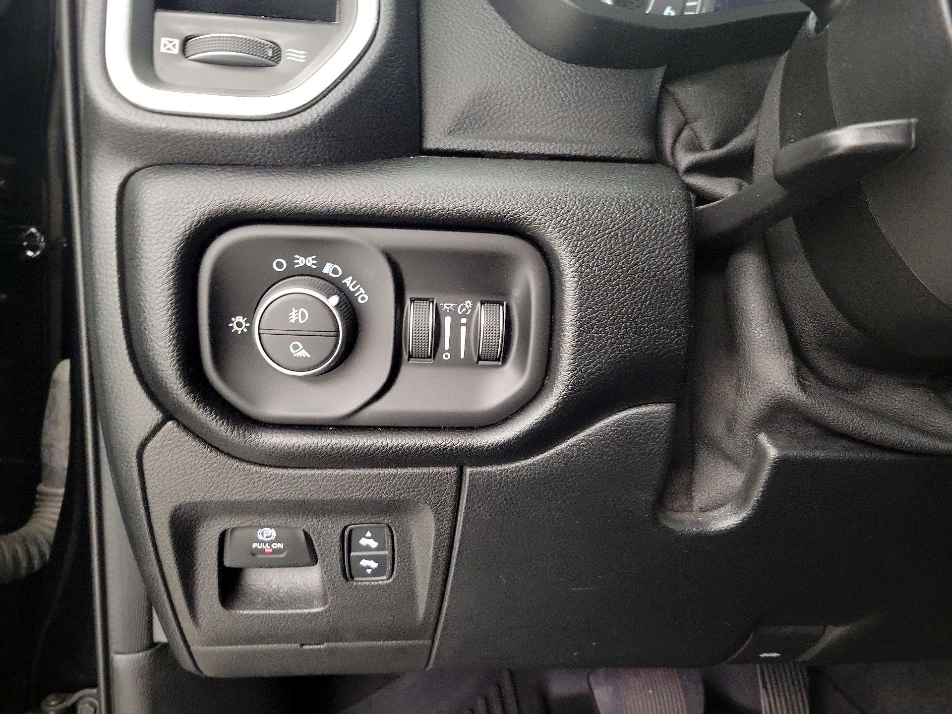 Thumbnail: 2022 RAM 1500 - 13