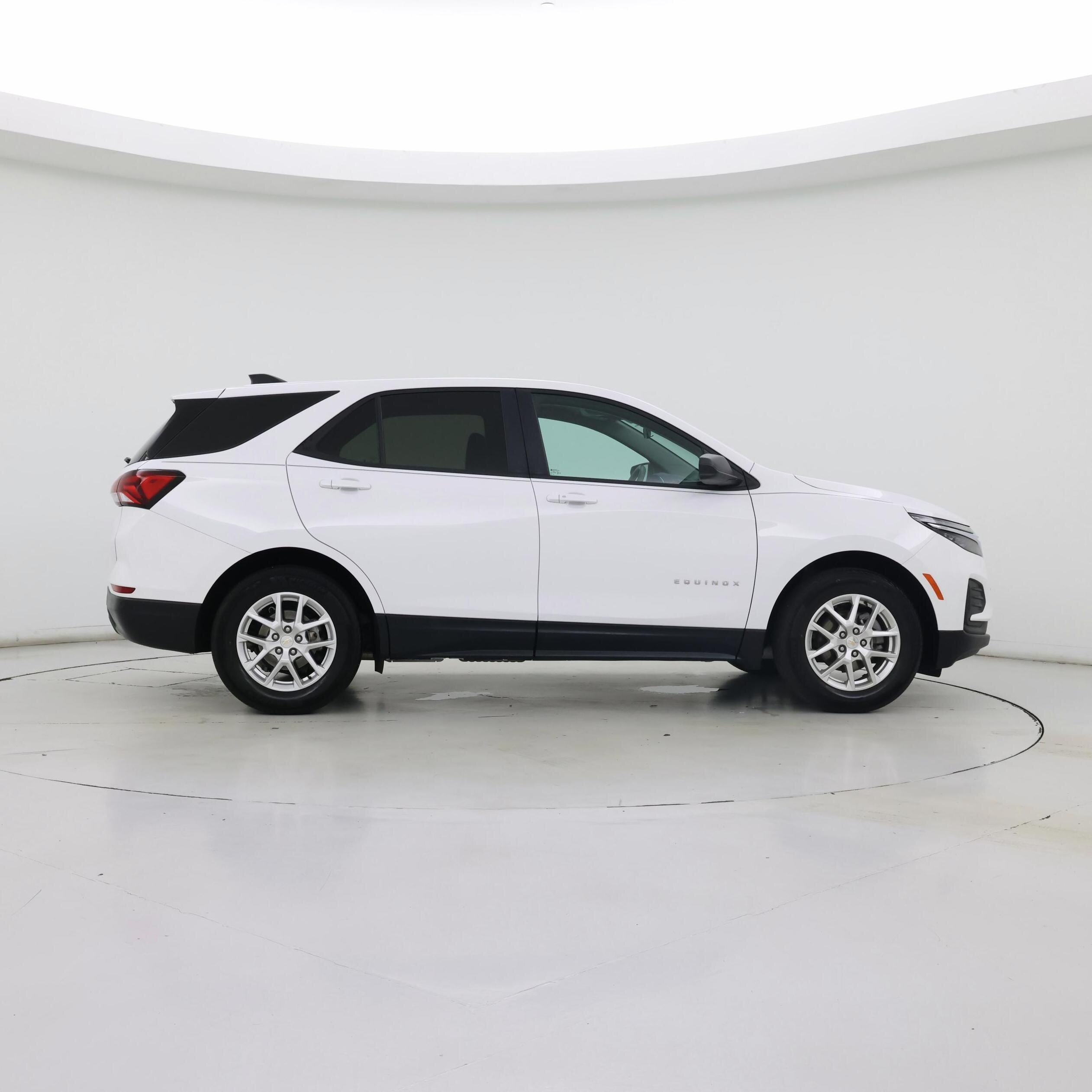 Thumbnail: 2023 Chevrolet Equinox - 7