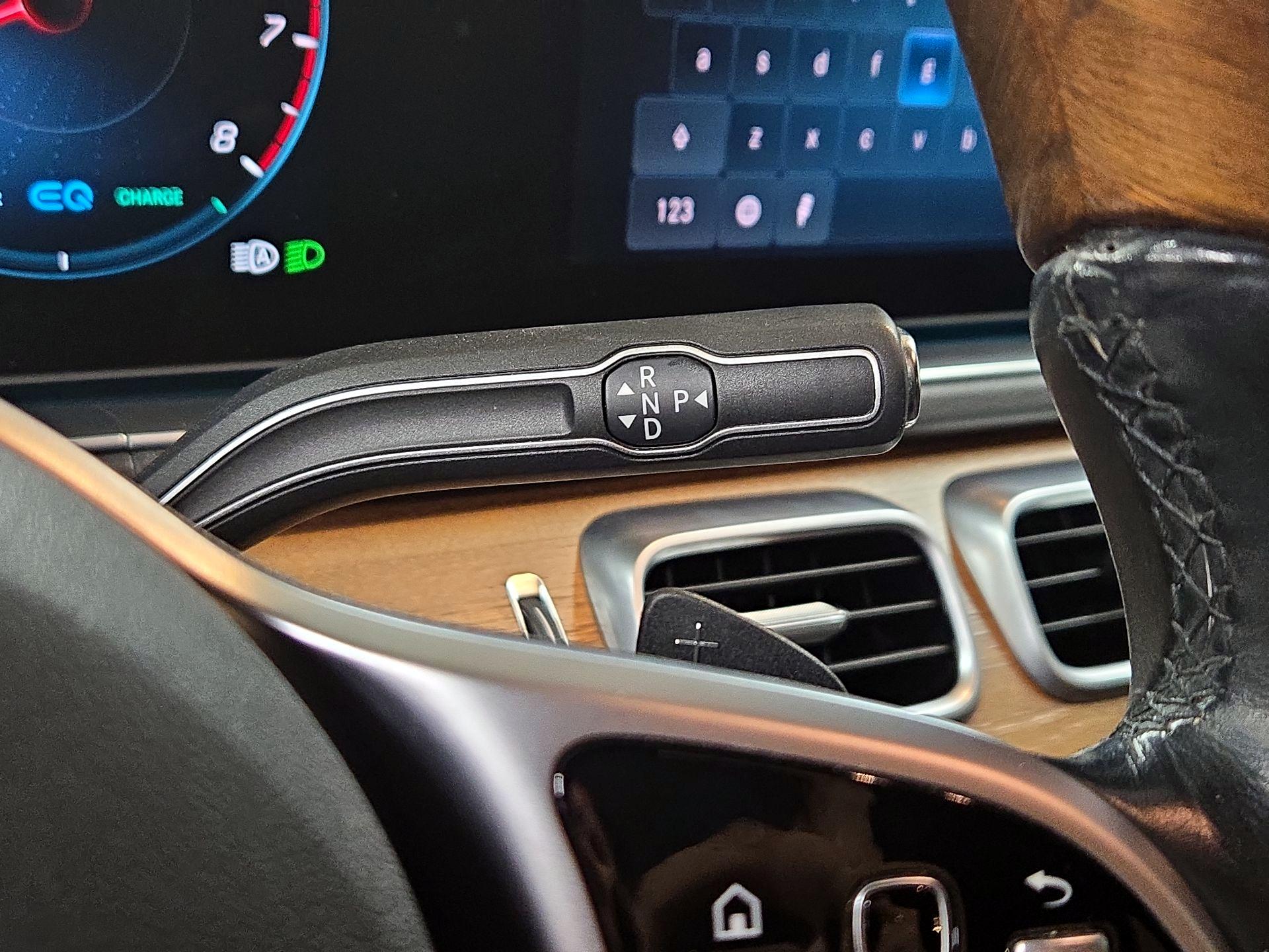 Thumbnail: 2021 Mercedes-Benz GLS - 18