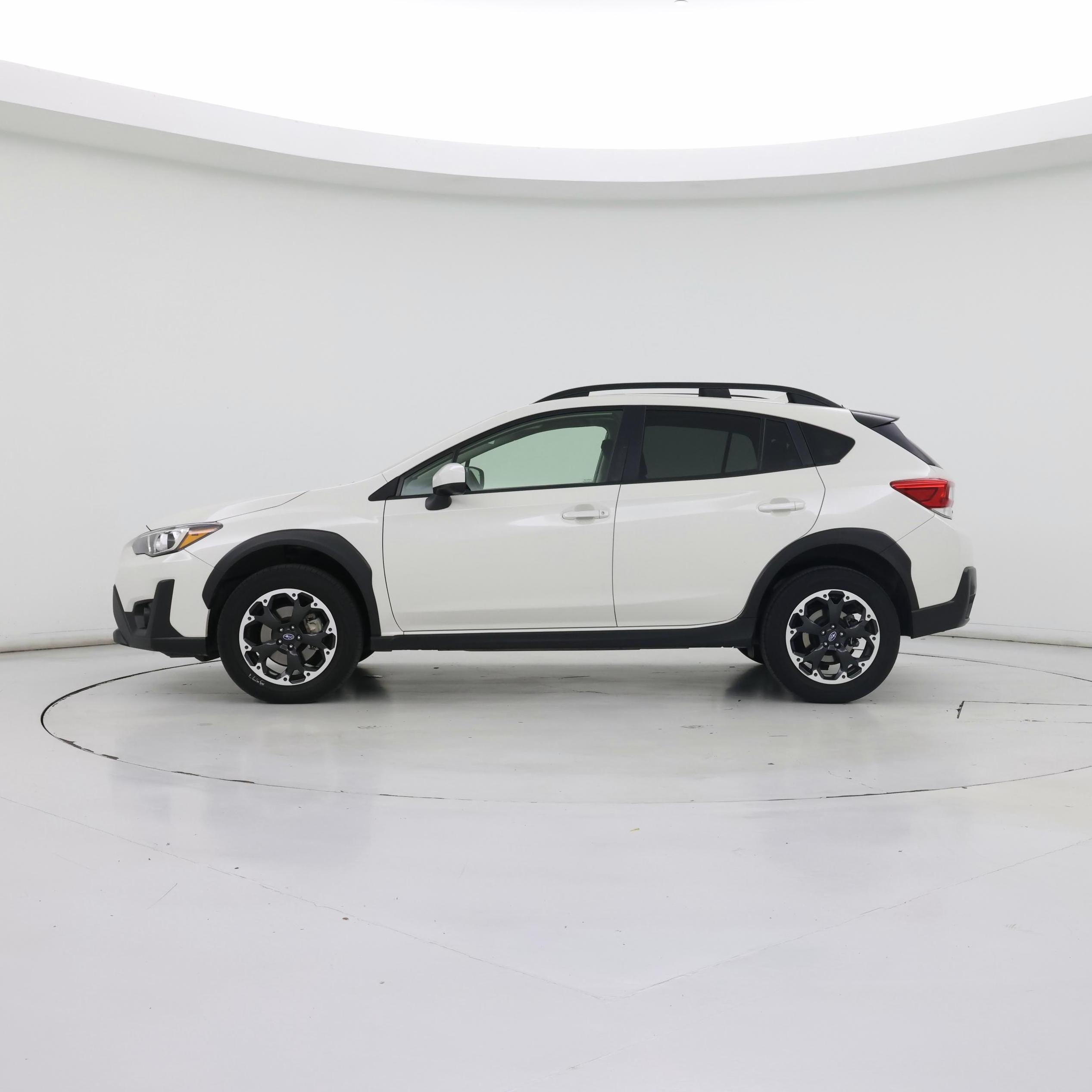 Thumbnail: 2021 Subaru Crosstrek - 3