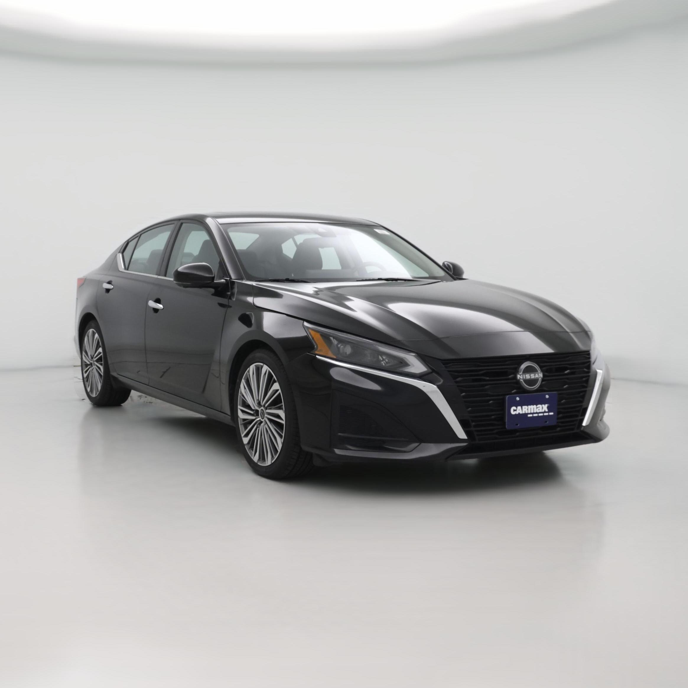 Thumbnail: 2023 Nissan Altima - 1