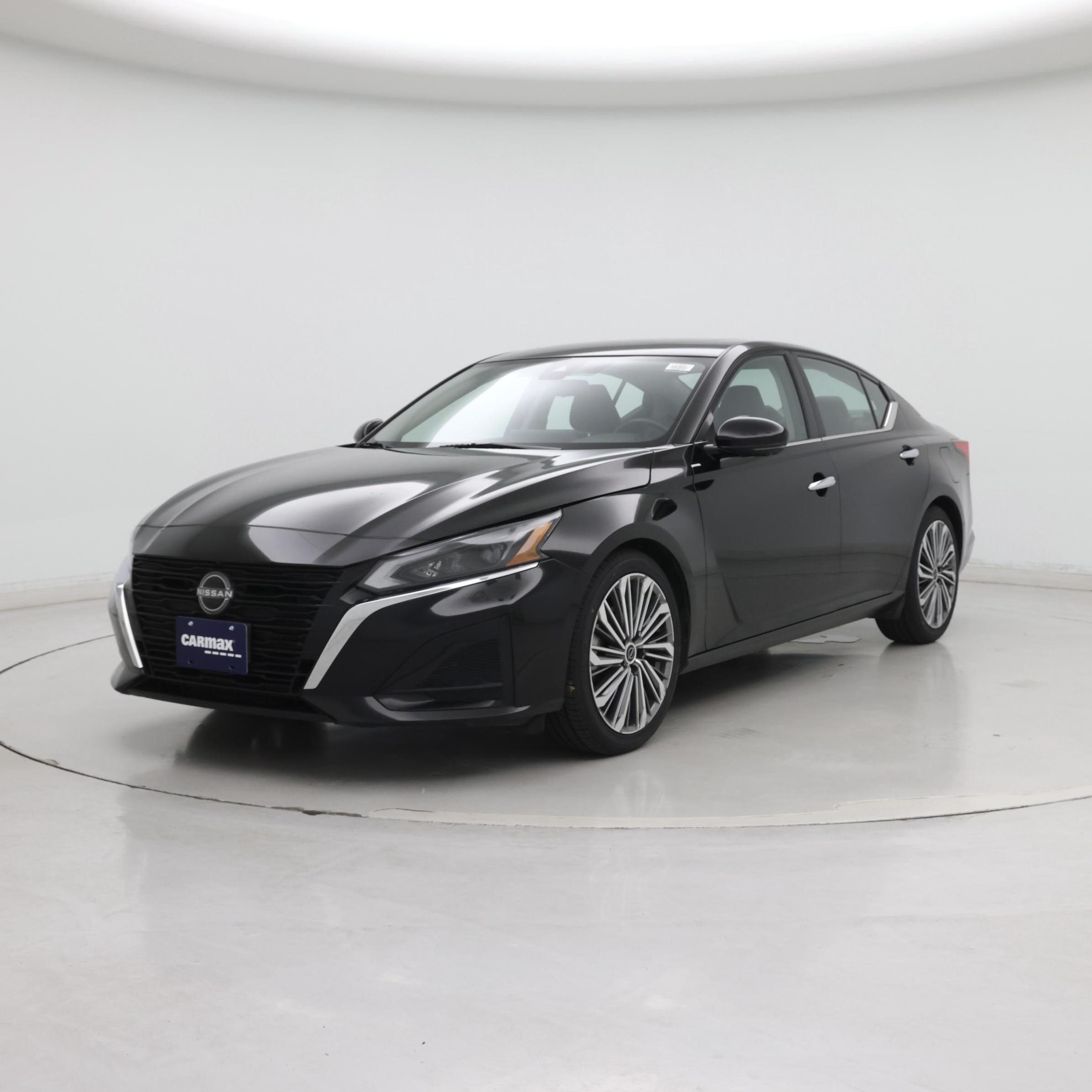 Thumbnail: 2023 Nissan Altima - 4