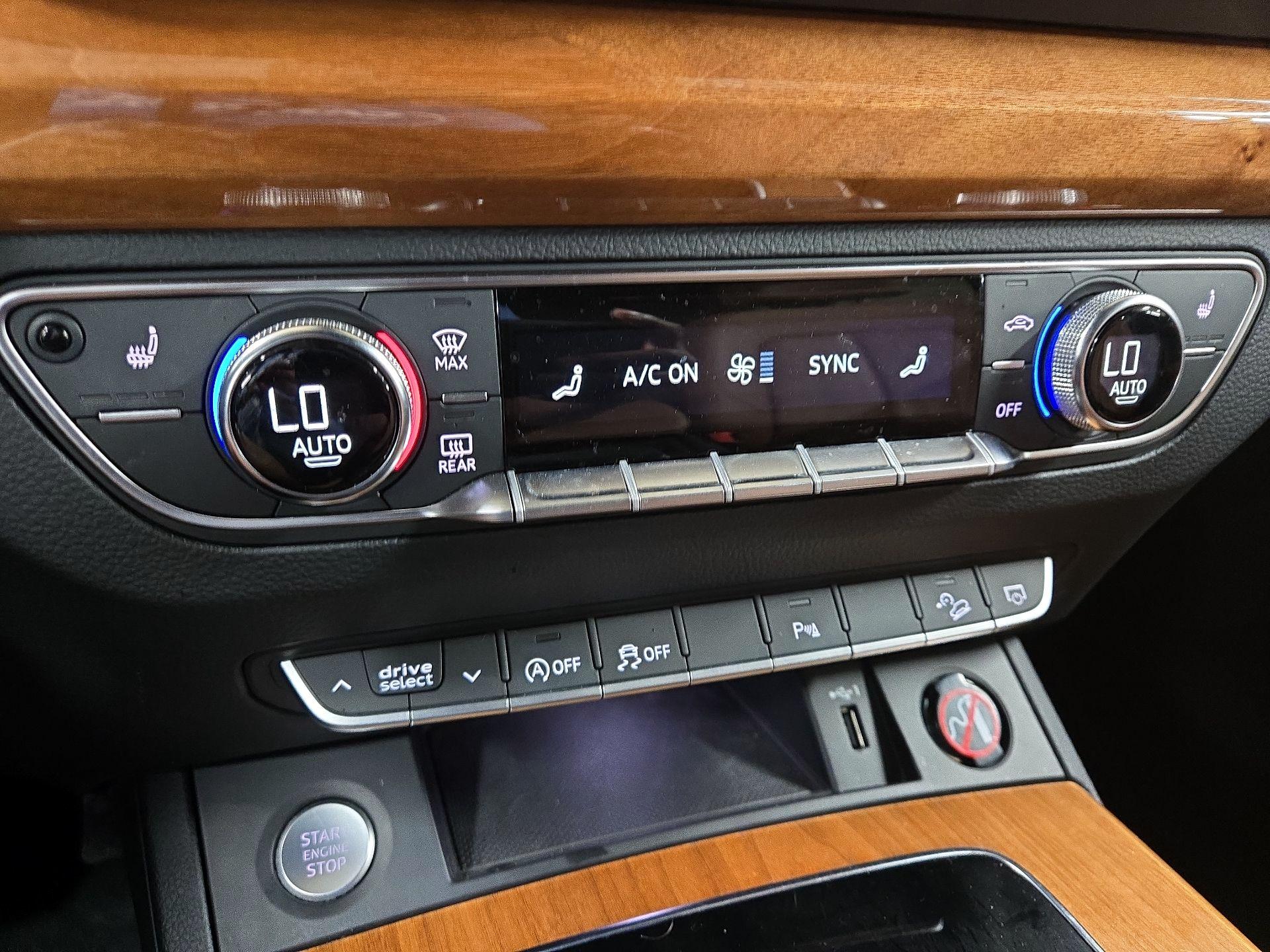 Thumbnail: 2021 Audi Q5 - 16