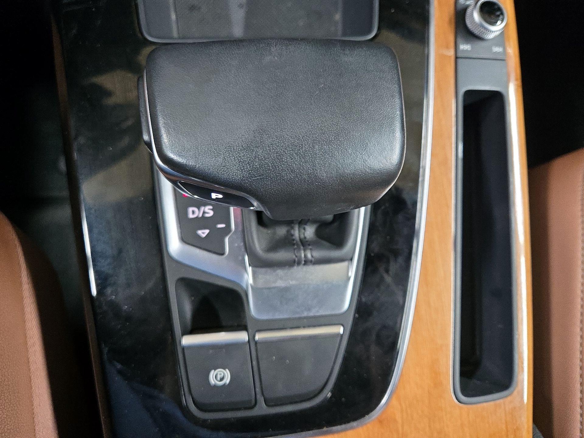 Thumbnail: 2021 Audi Q5 - 17