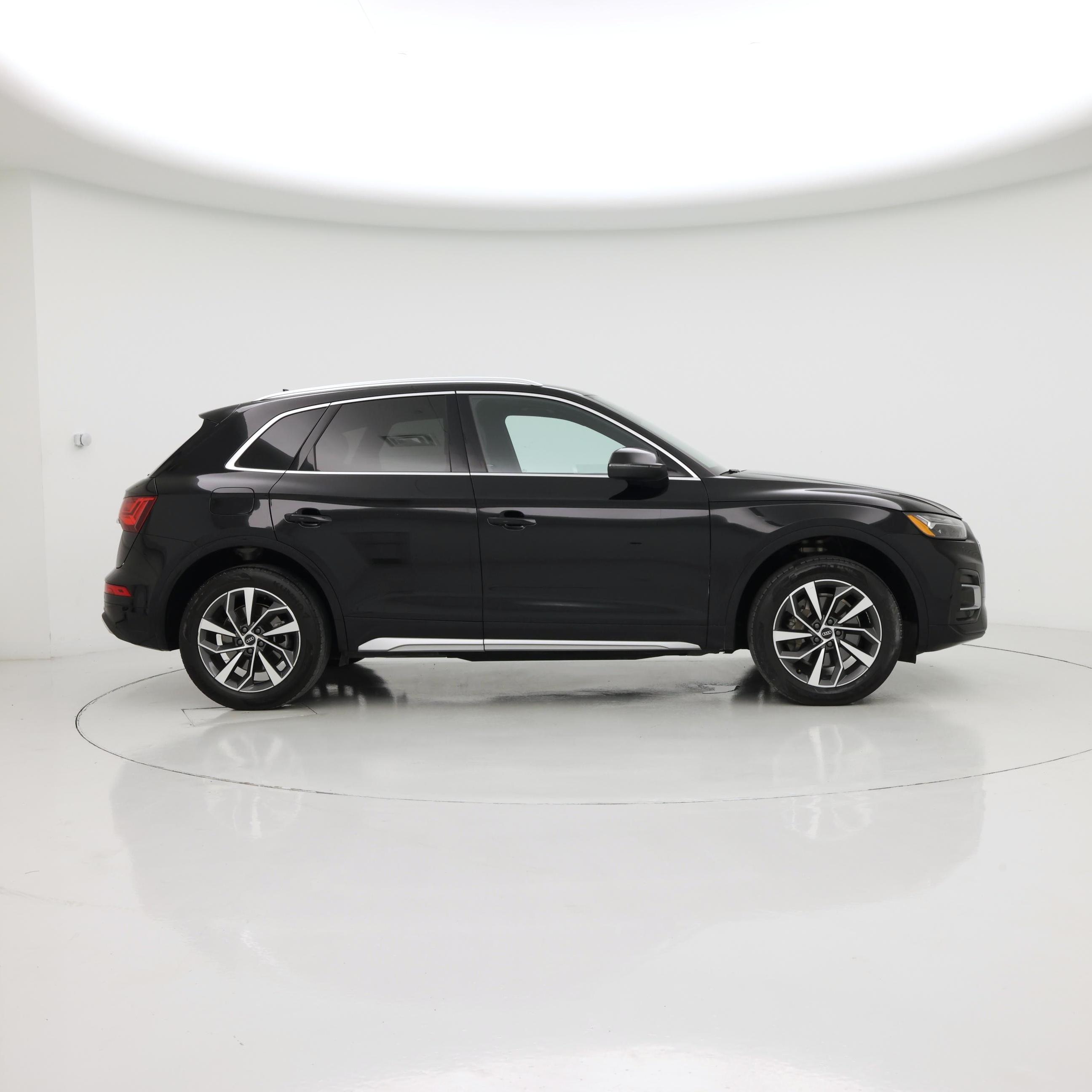 Thumbnail: 2021 Audi Q5 - 7