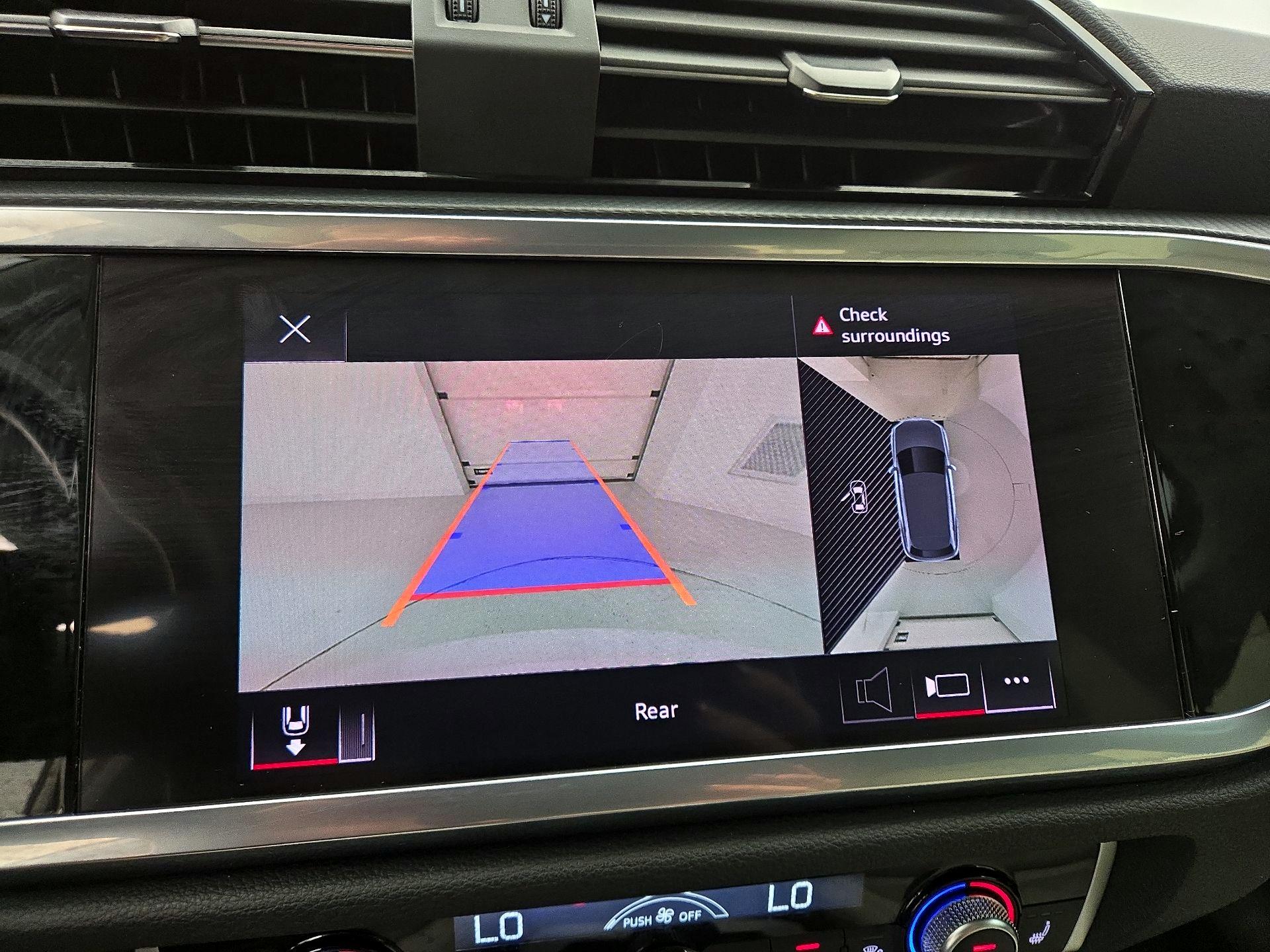 Thumbnail: 2022 Audi Q3 - 14