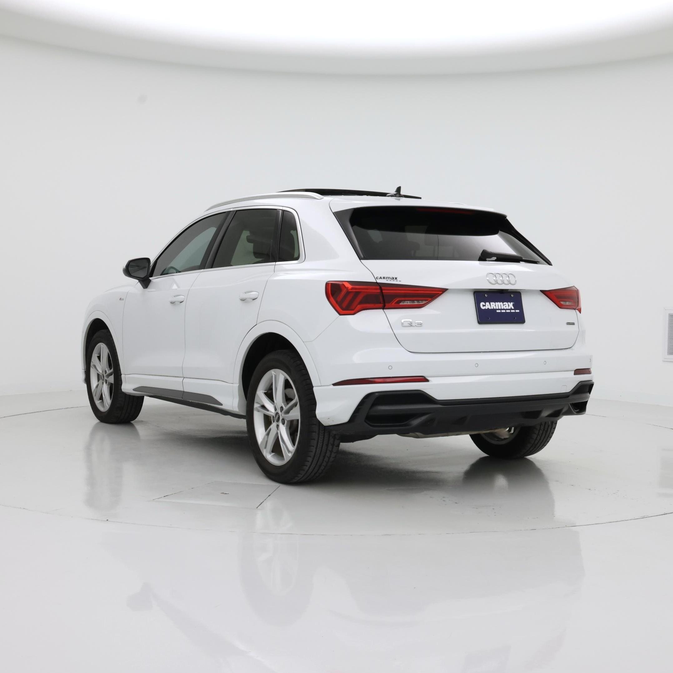 Thumbnail: 2022 Audi Q3 - 2