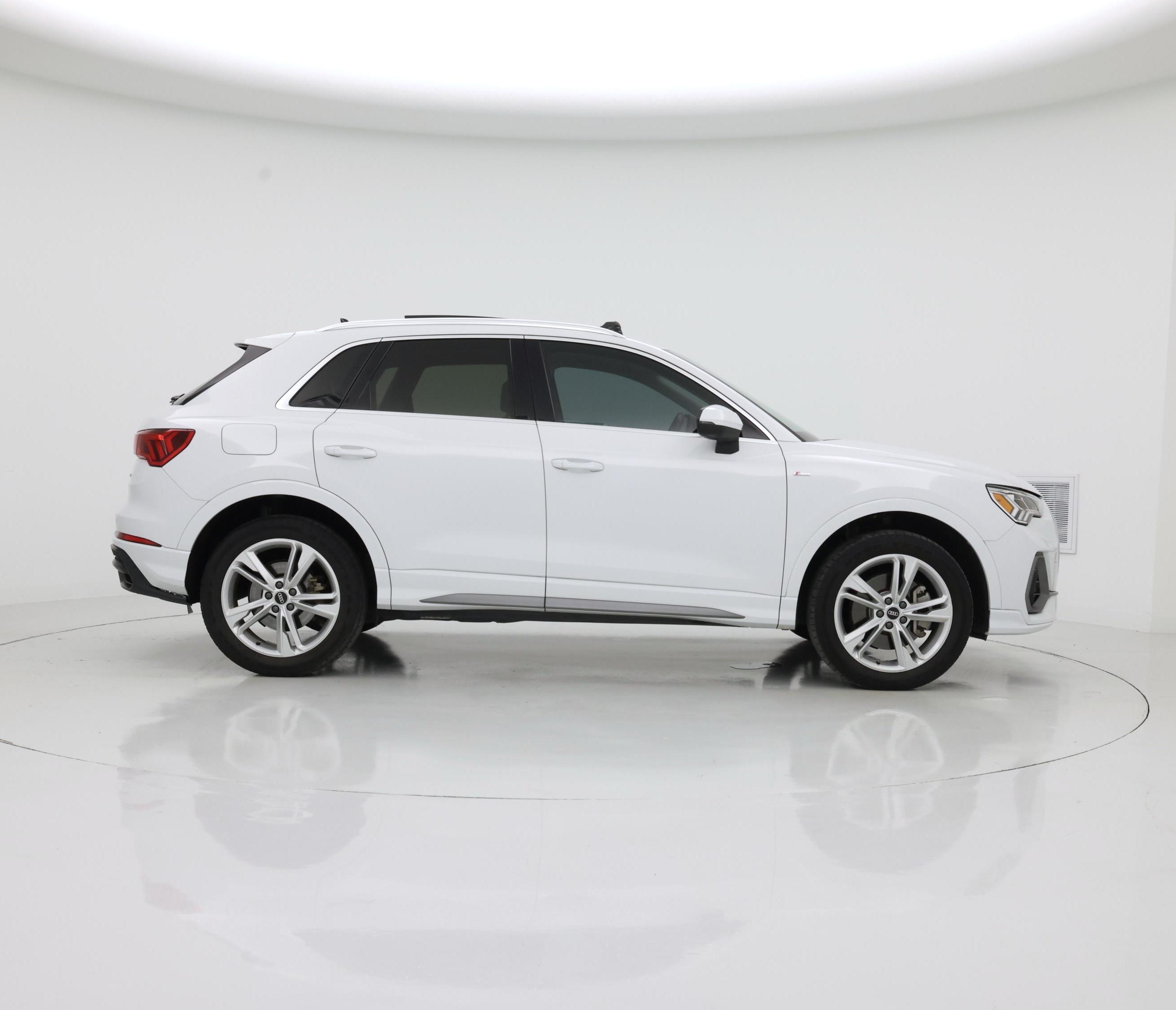 Thumbnail: 2022 Audi Q3 - 7