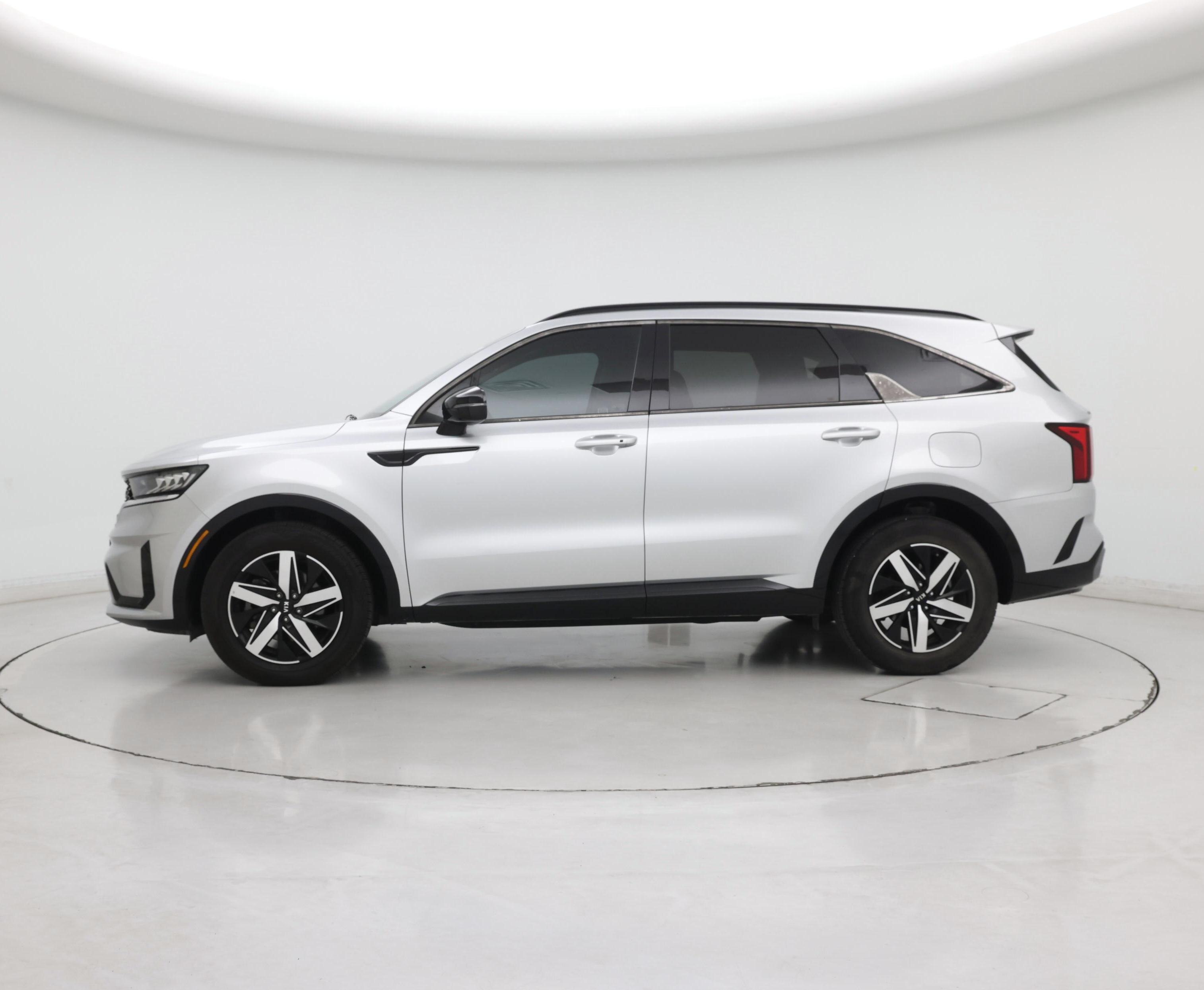 Thumbnail: 2021 Kia Sorento - 3