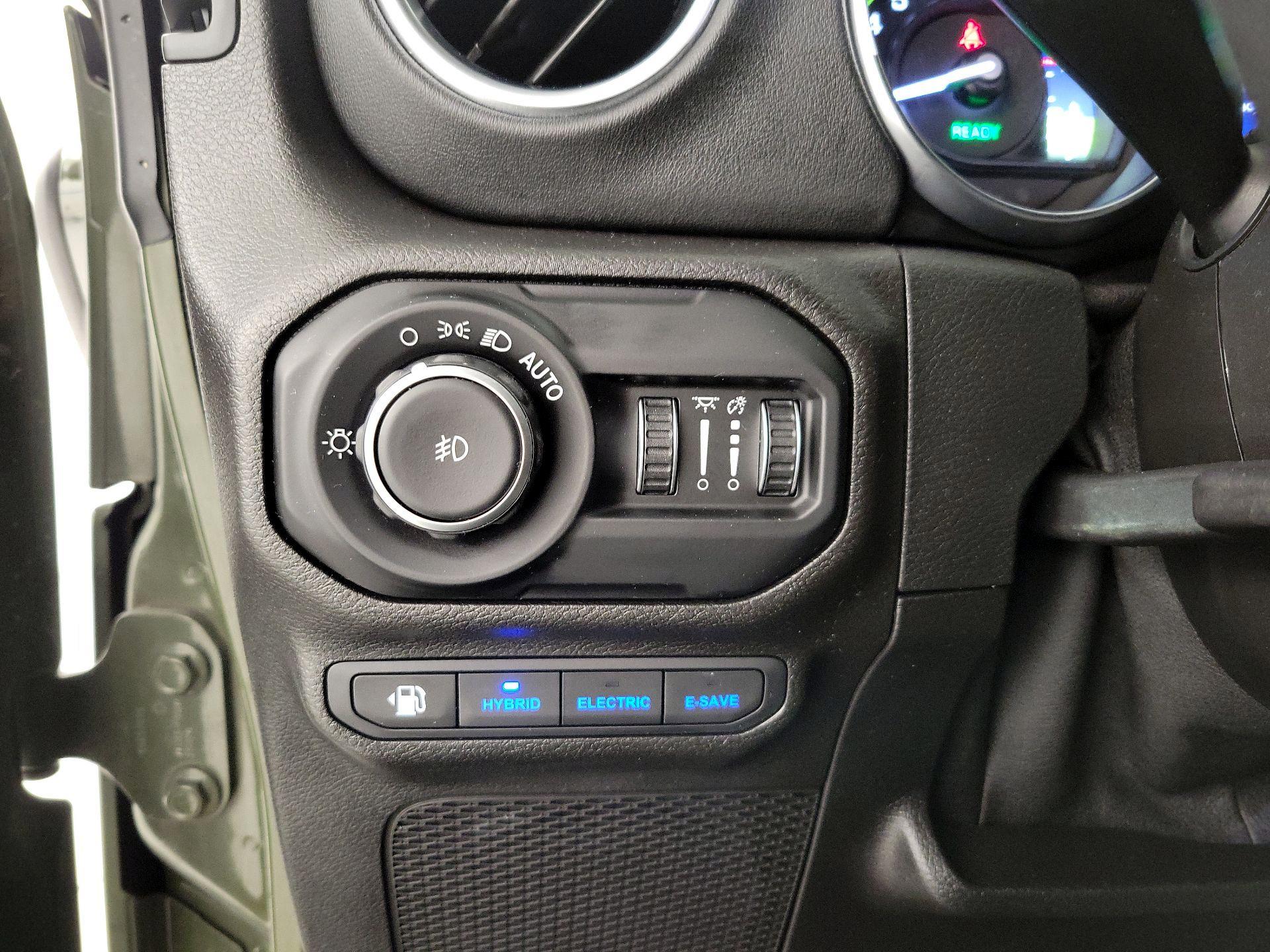 Thumbnail: 2021 Jeep Wrangler - 13