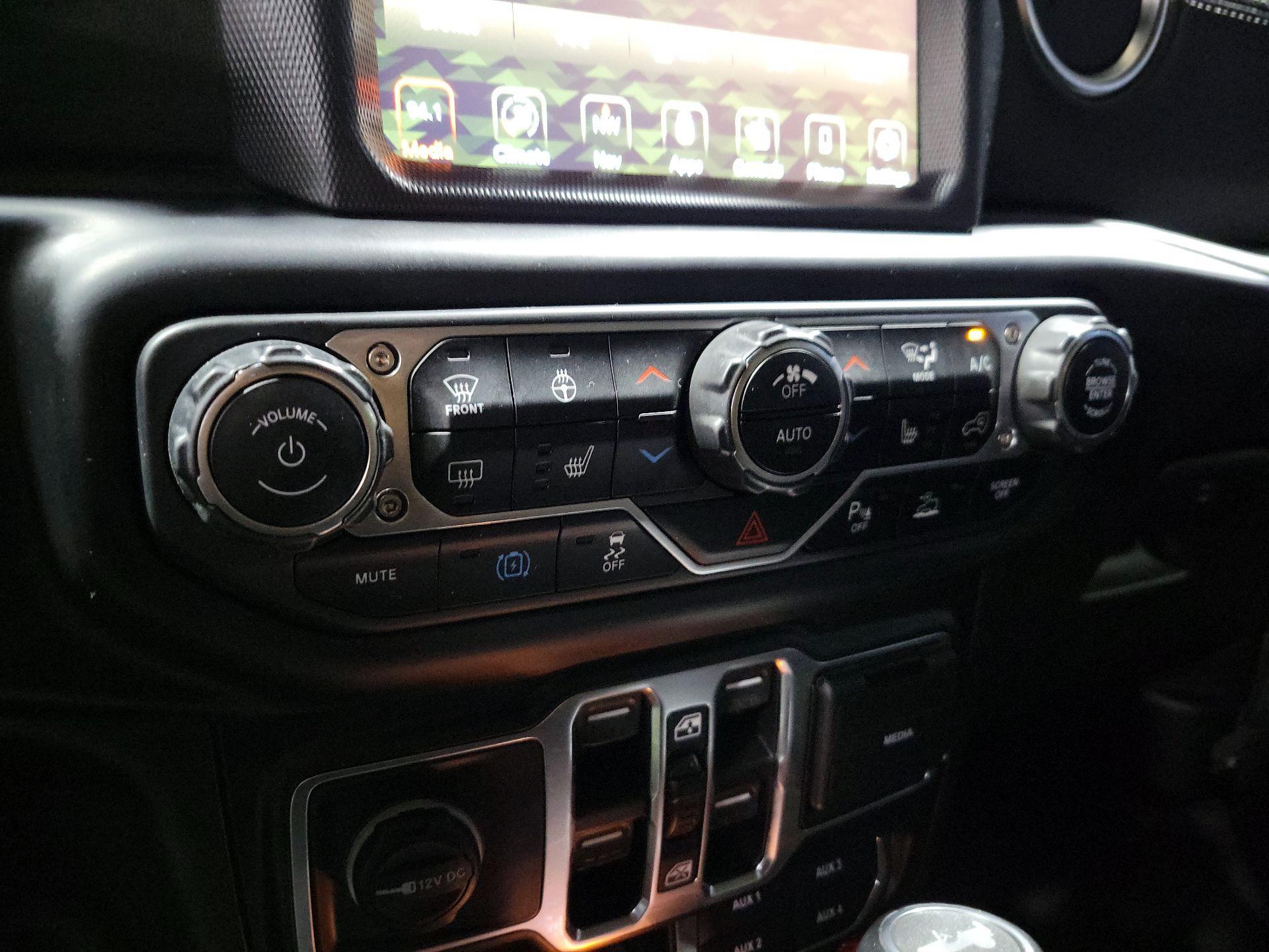 Thumbnail: 2021 Jeep Wrangler - 16