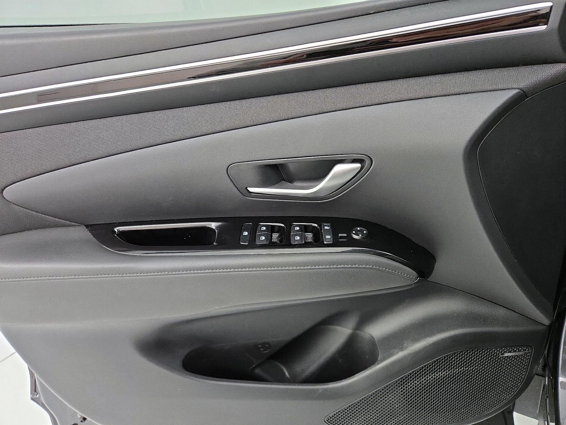 Thumbnail: 2022 Hyundai Tucson - 12