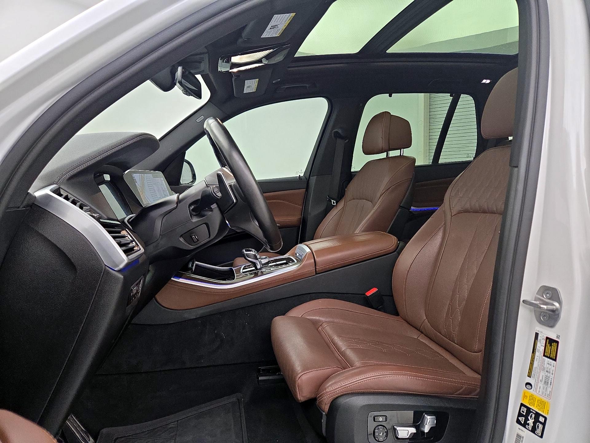 Thumbnail: 2022 BMW X5 - 11