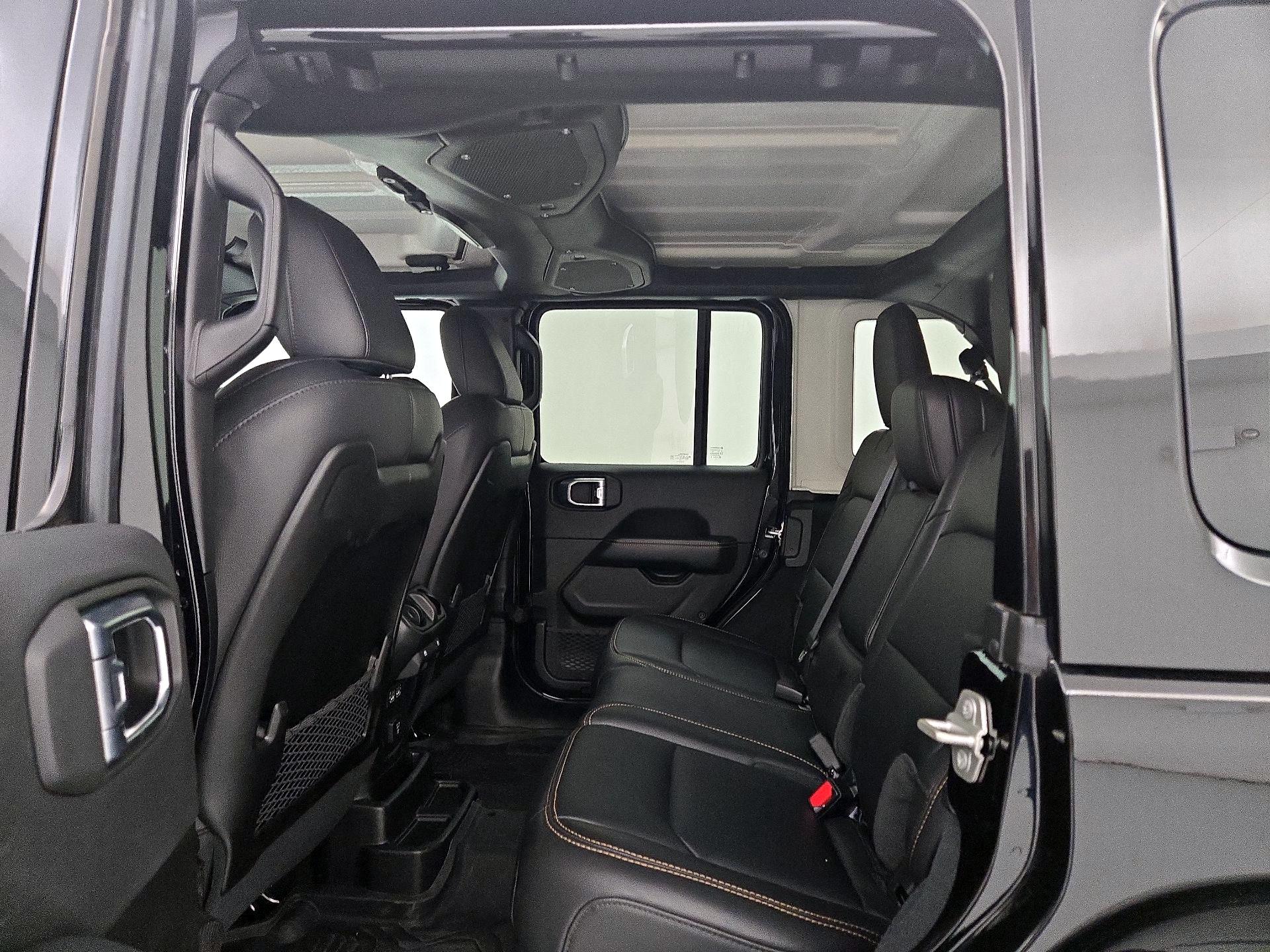 Thumbnail: 2024 Jeep Wrangler - 19