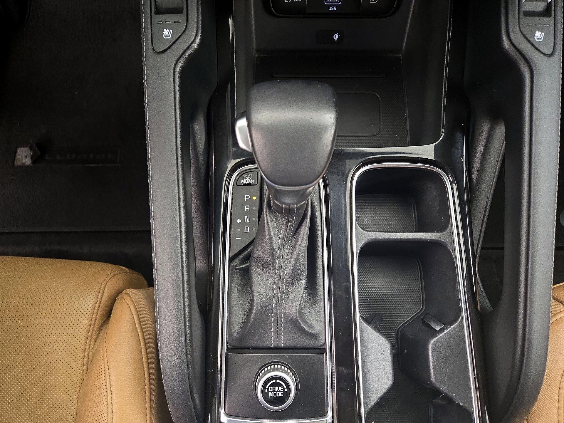 Thumbnail: 2020 Kia Telluride - 18