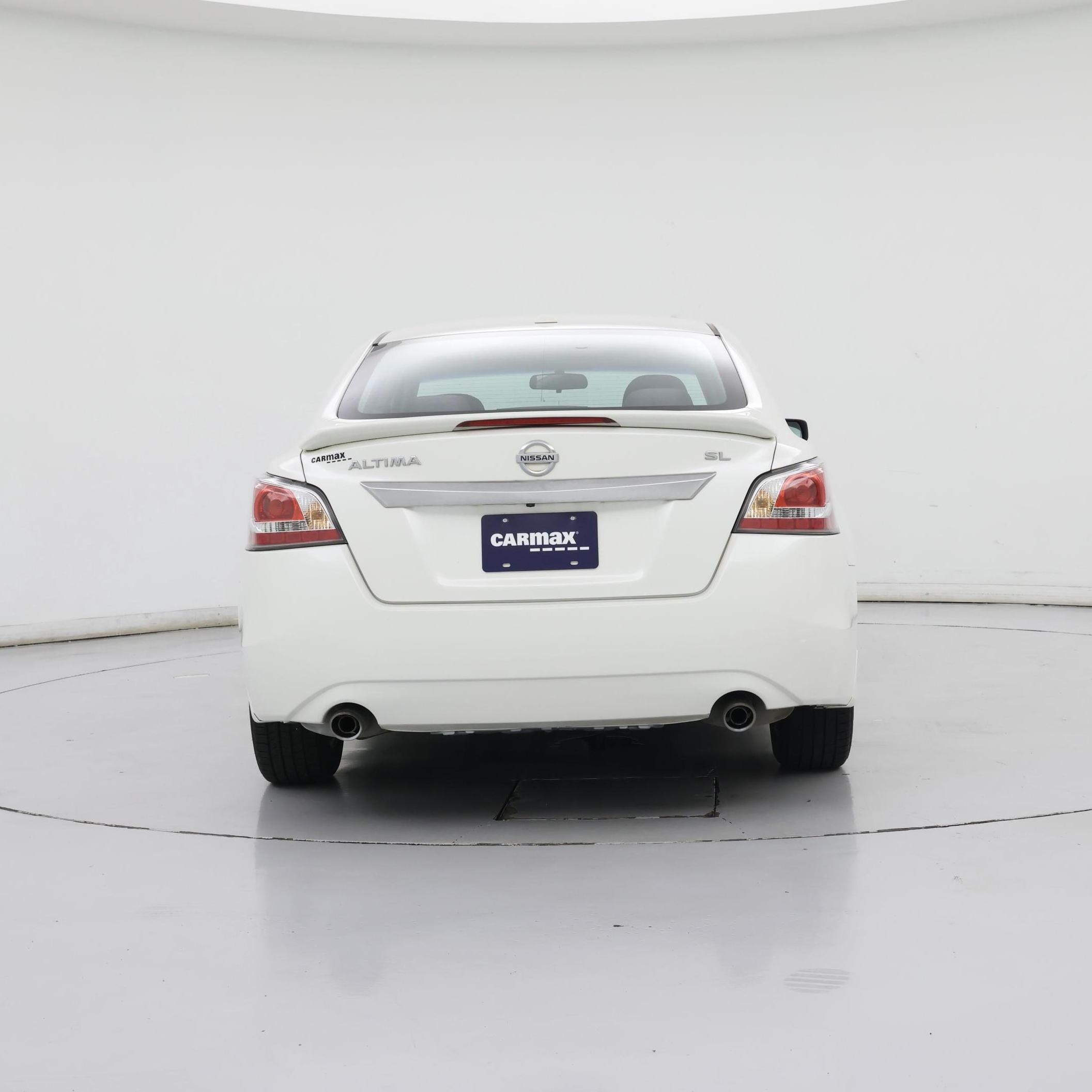 Thumbnail: 2015 Nissan Altima - 6