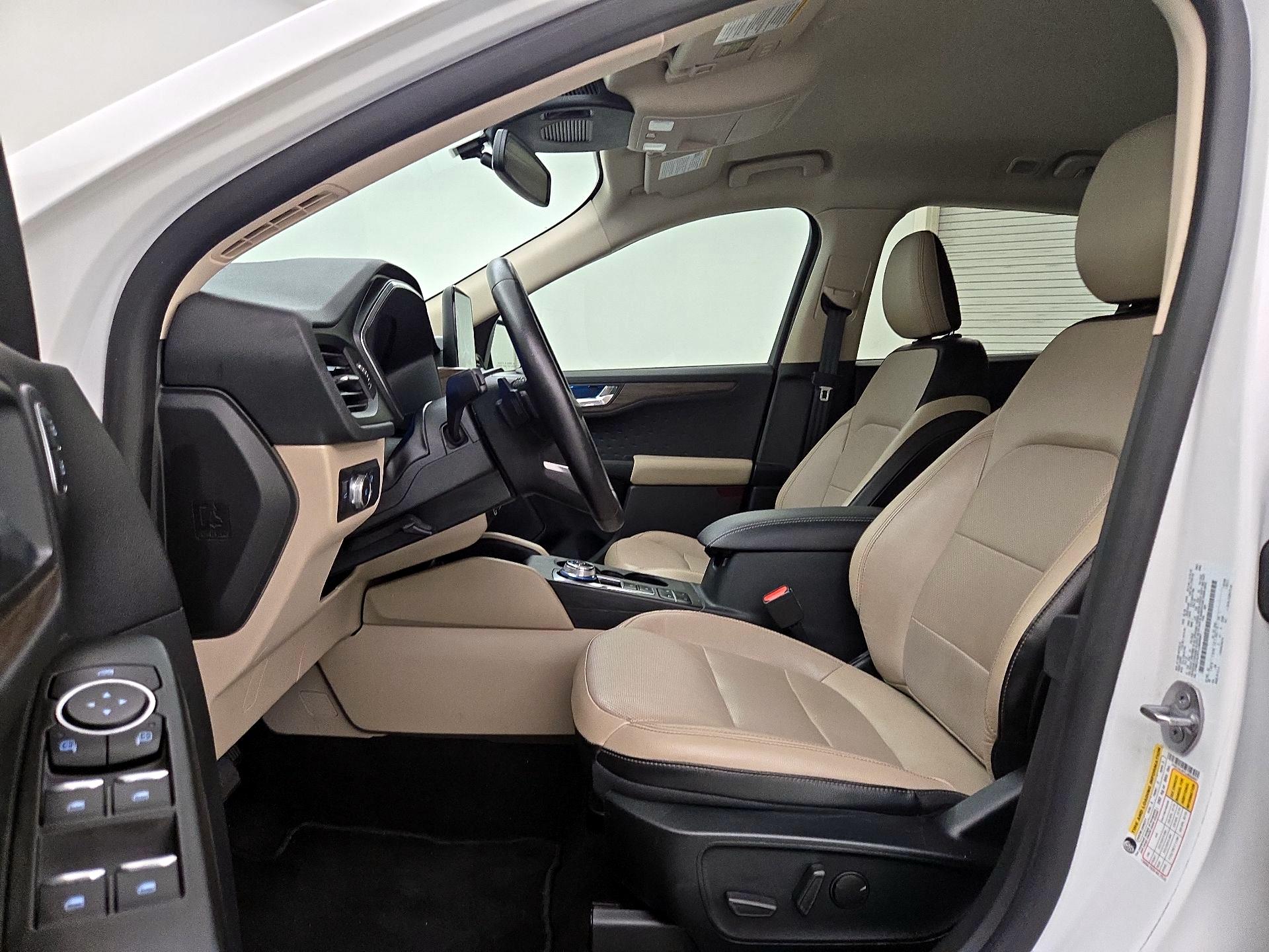 Thumbnail: 2020 Ford Escape - 11