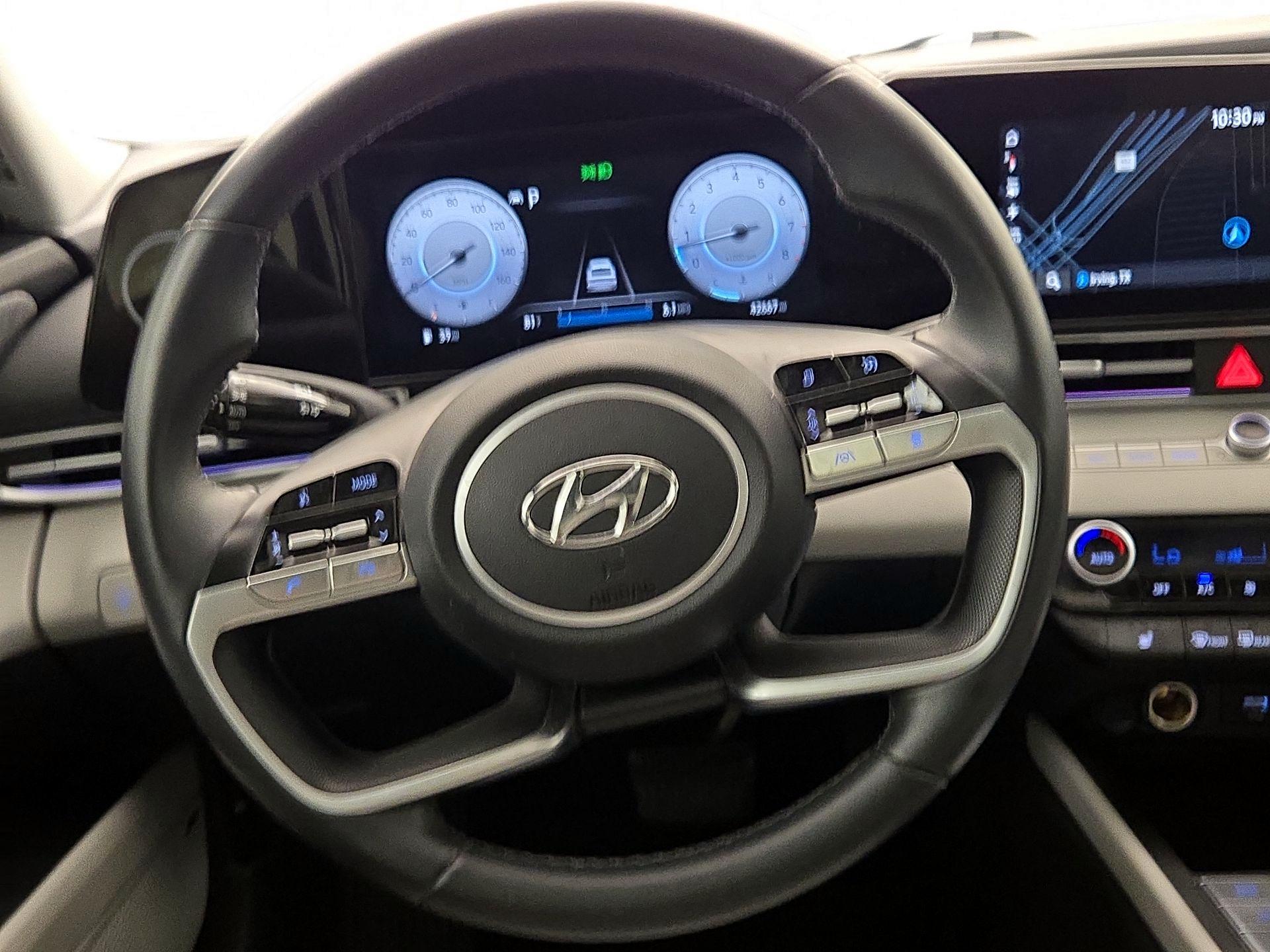 Thumbnail: 2023 Hyundai Elantra - 10