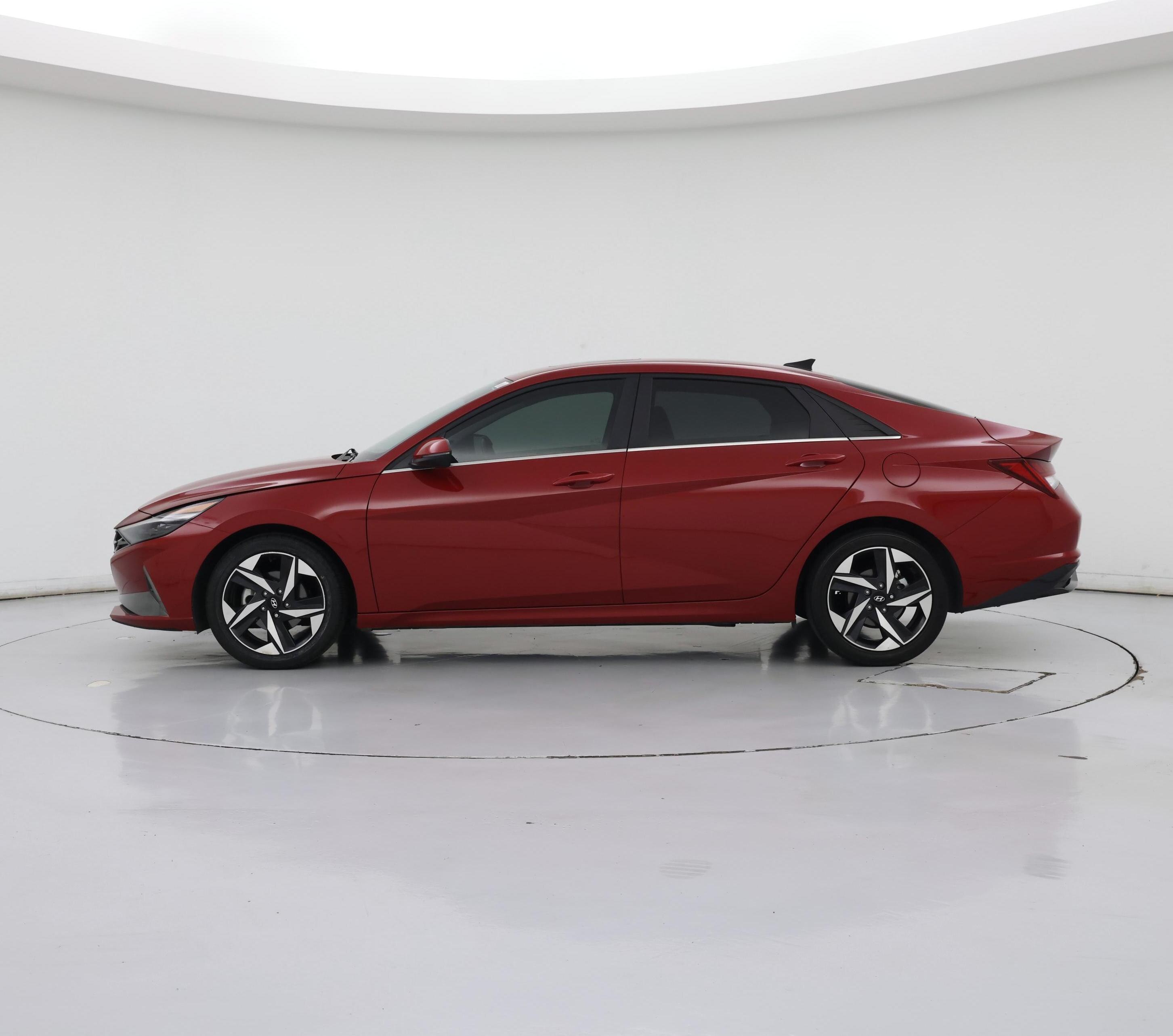 Thumbnail: 2023 Hyundai Elantra - 3