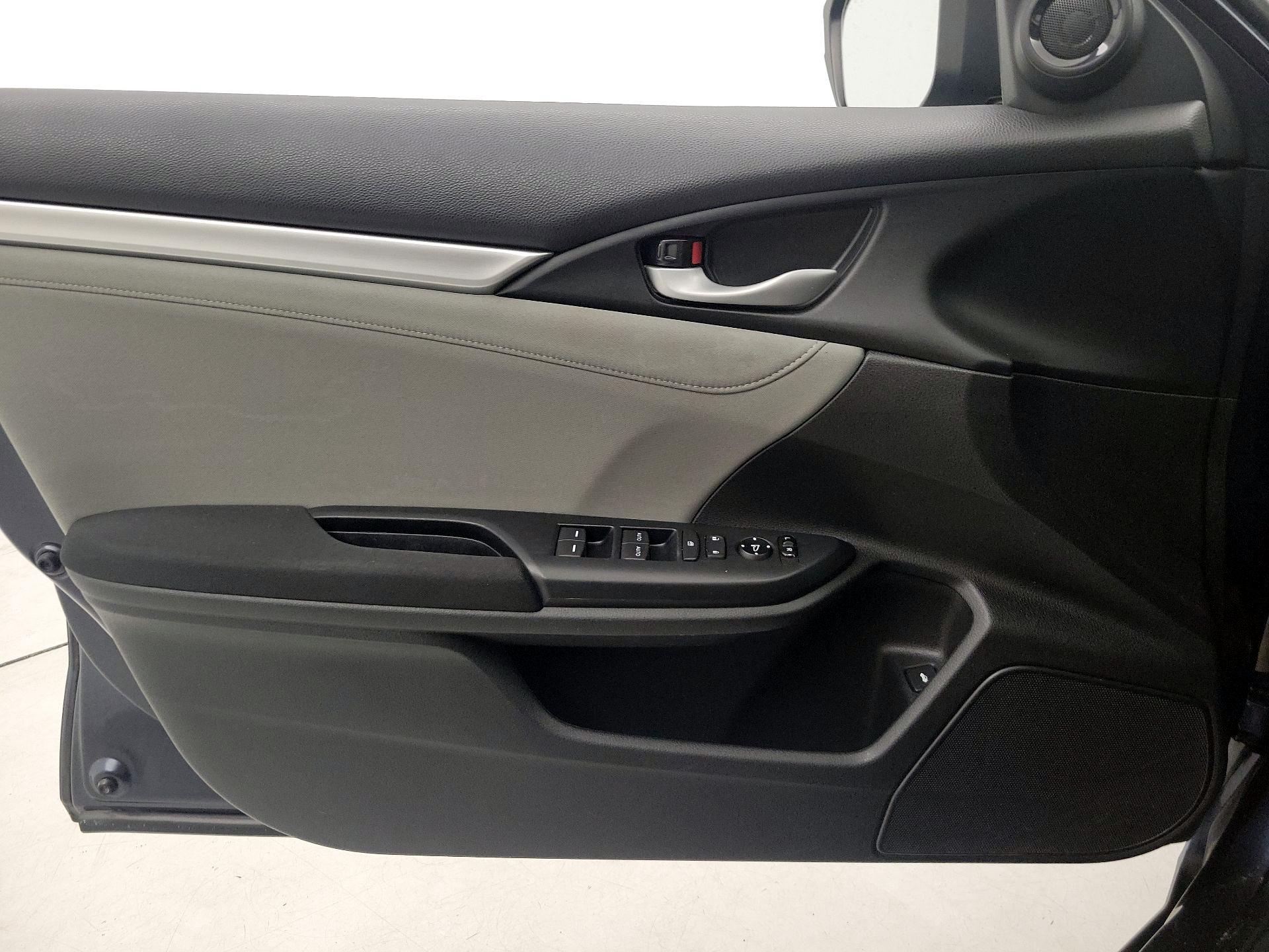 Thumbnail: 2019 Honda Civic - 12