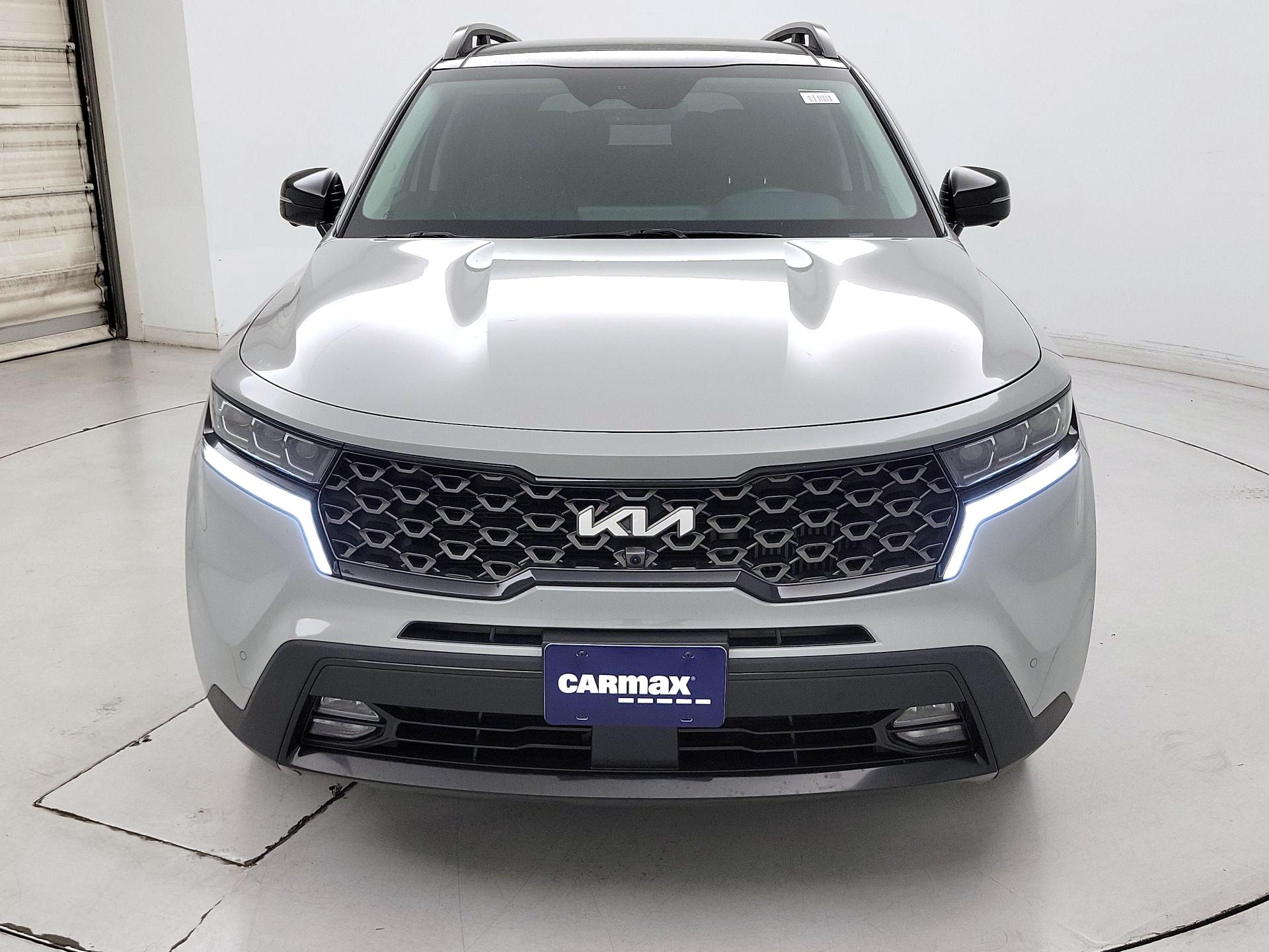 Thumbnail: 2023 Kia Sorento - 2
