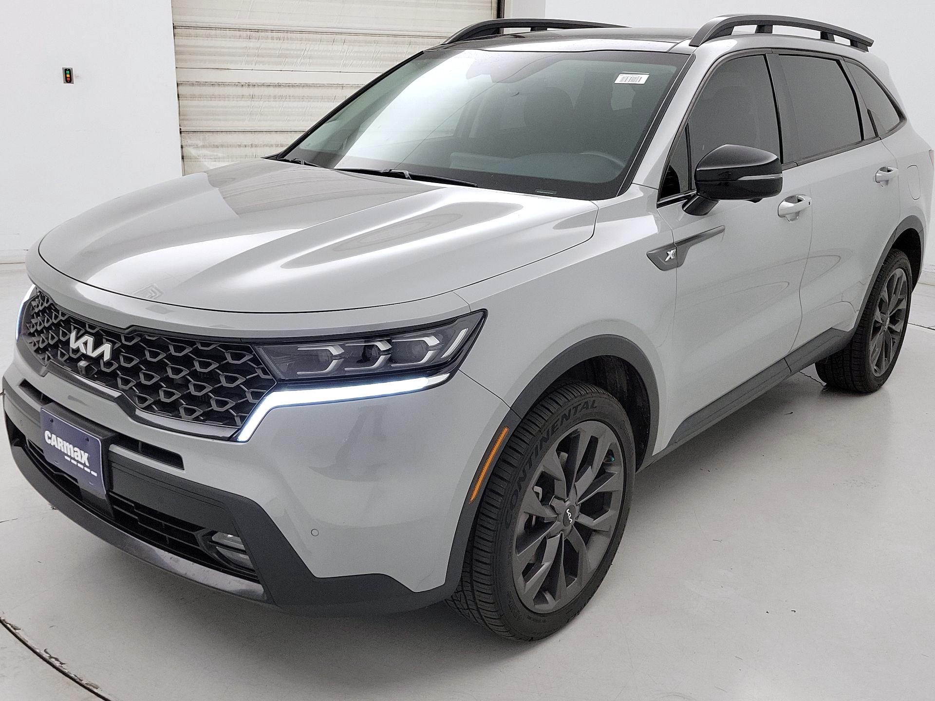 Thumbnail: 2023 Kia Sorento - 3