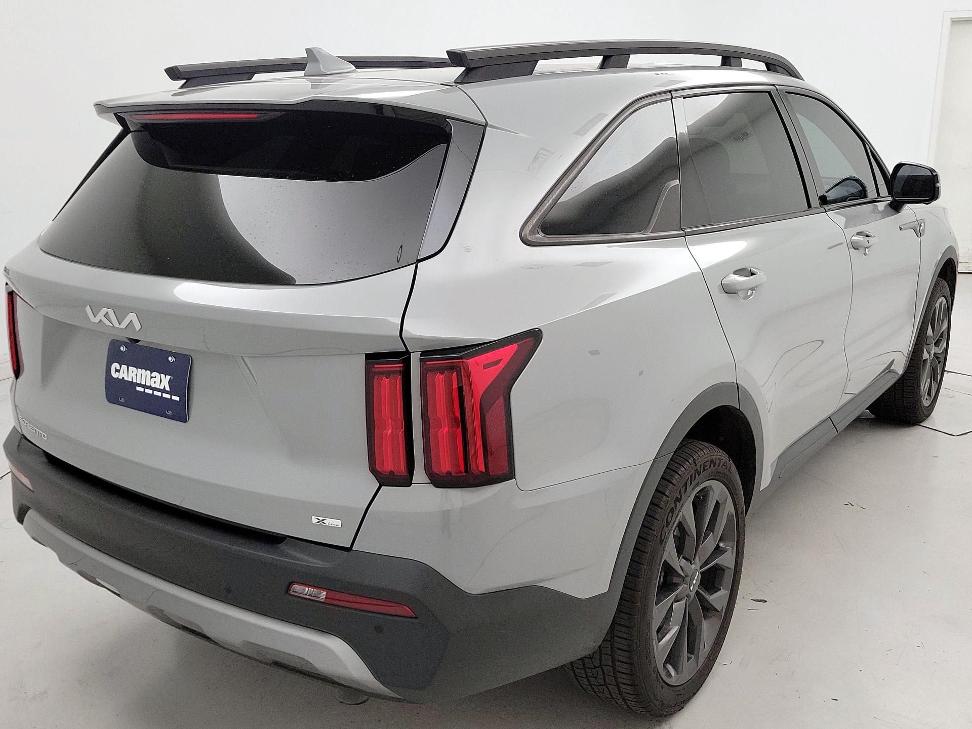 Thumbnail: 2023 Kia Sorento - 5