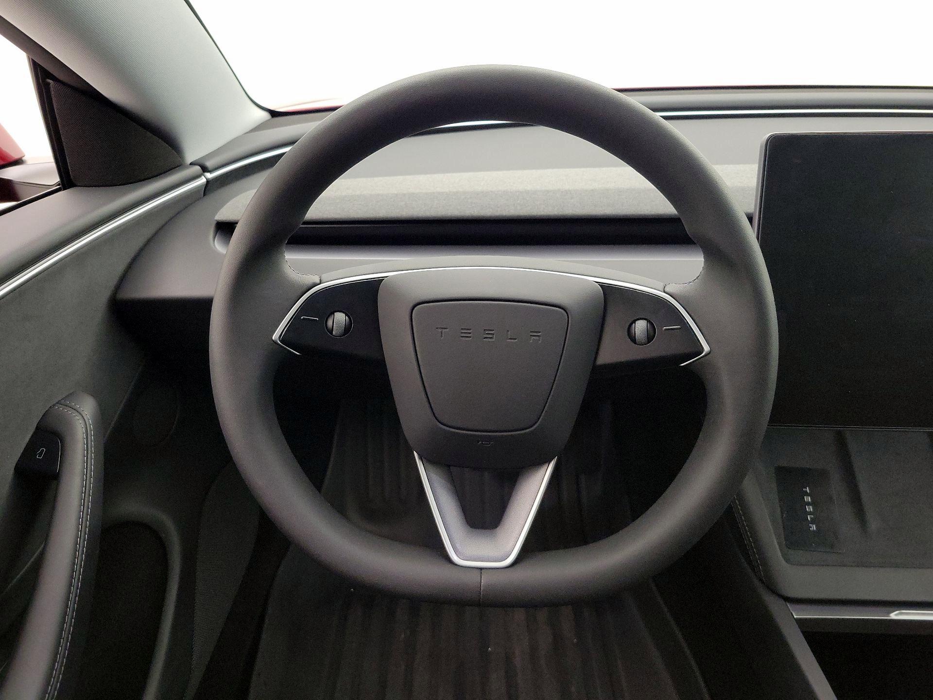 Thumbnail: 2025 Tesla Model 3 - 10