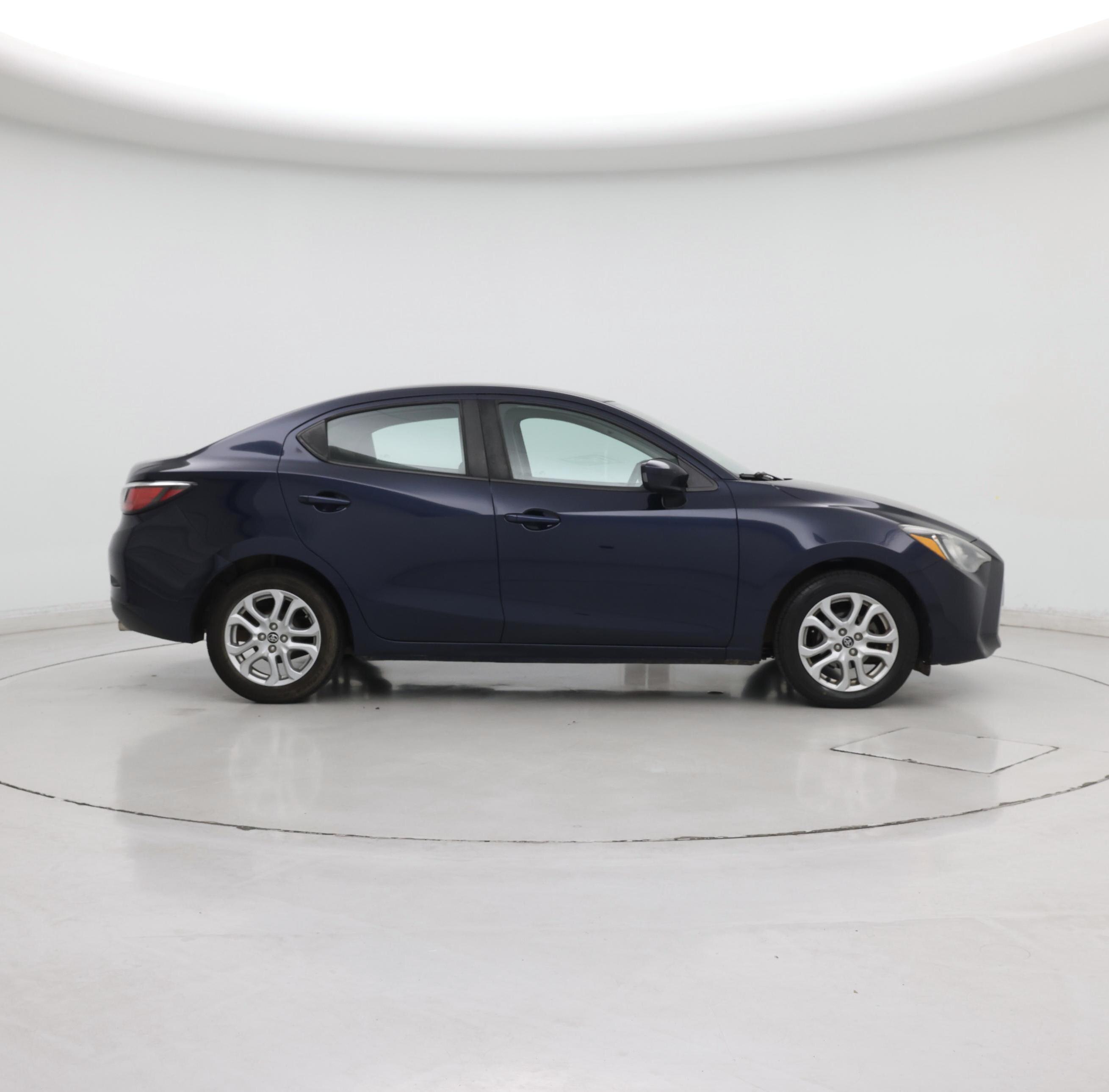 Thumbnail: 2017 Toyota Yaris iA - 7