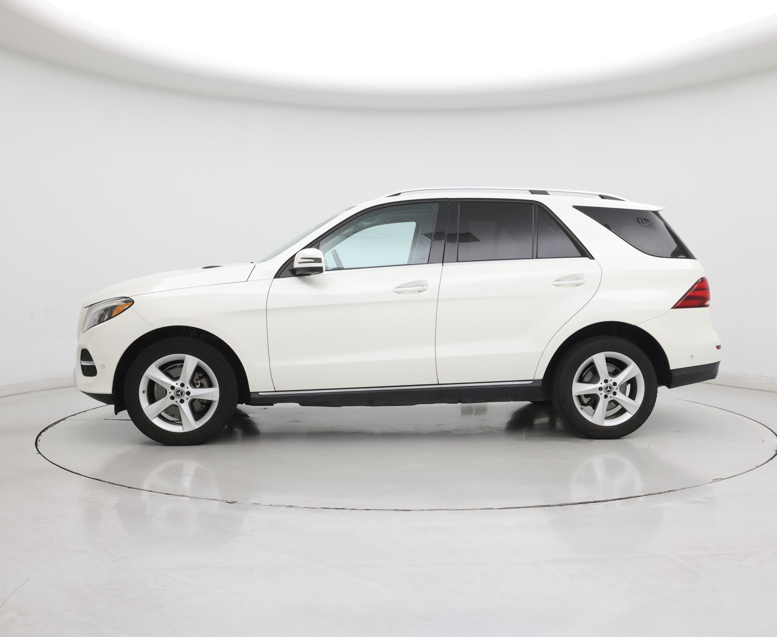 Thumbnail: 2018 Mercedes-Benz GLE - 3