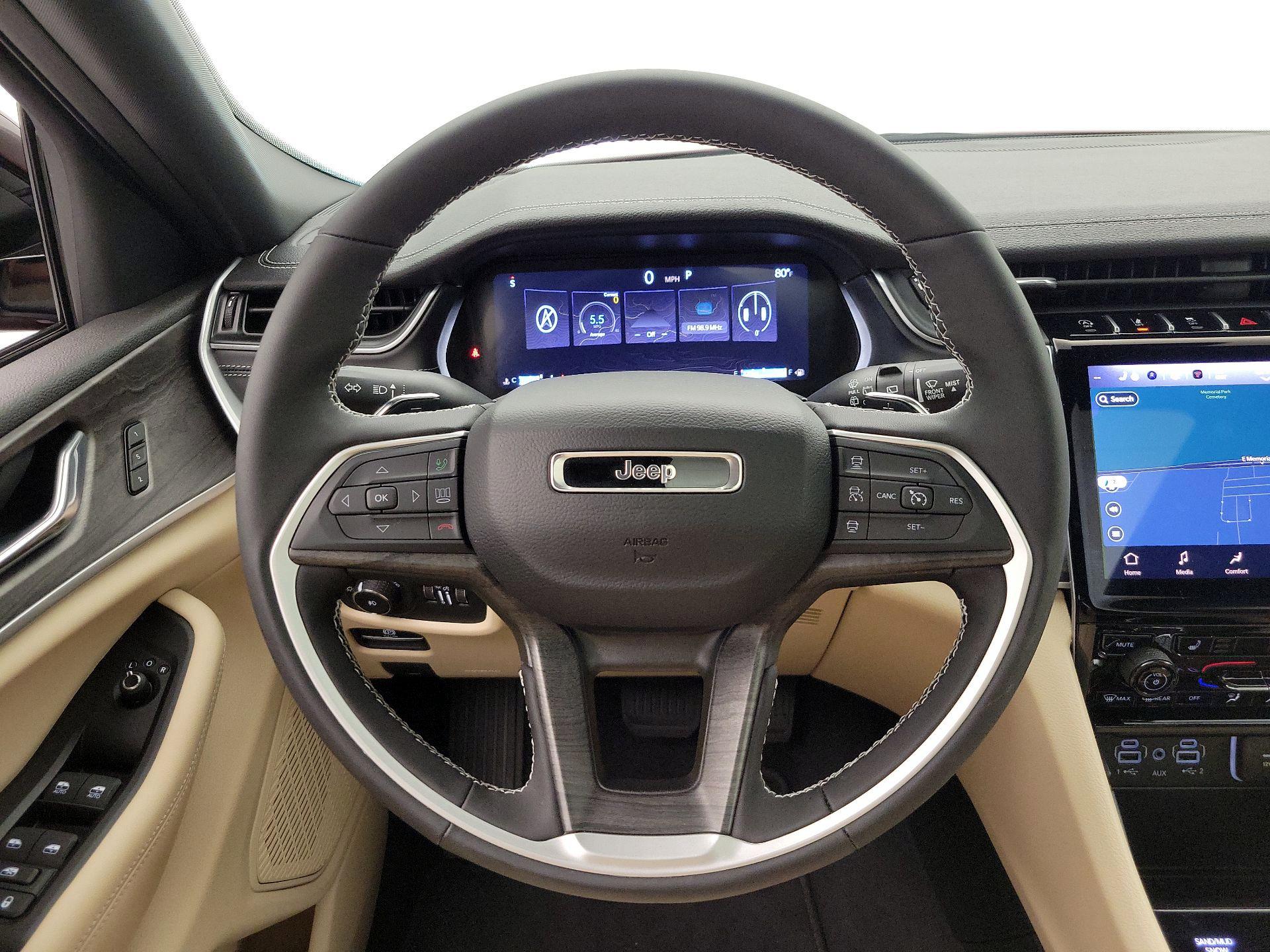Thumbnail: 2025 Jeep Grand Cherokee - 10