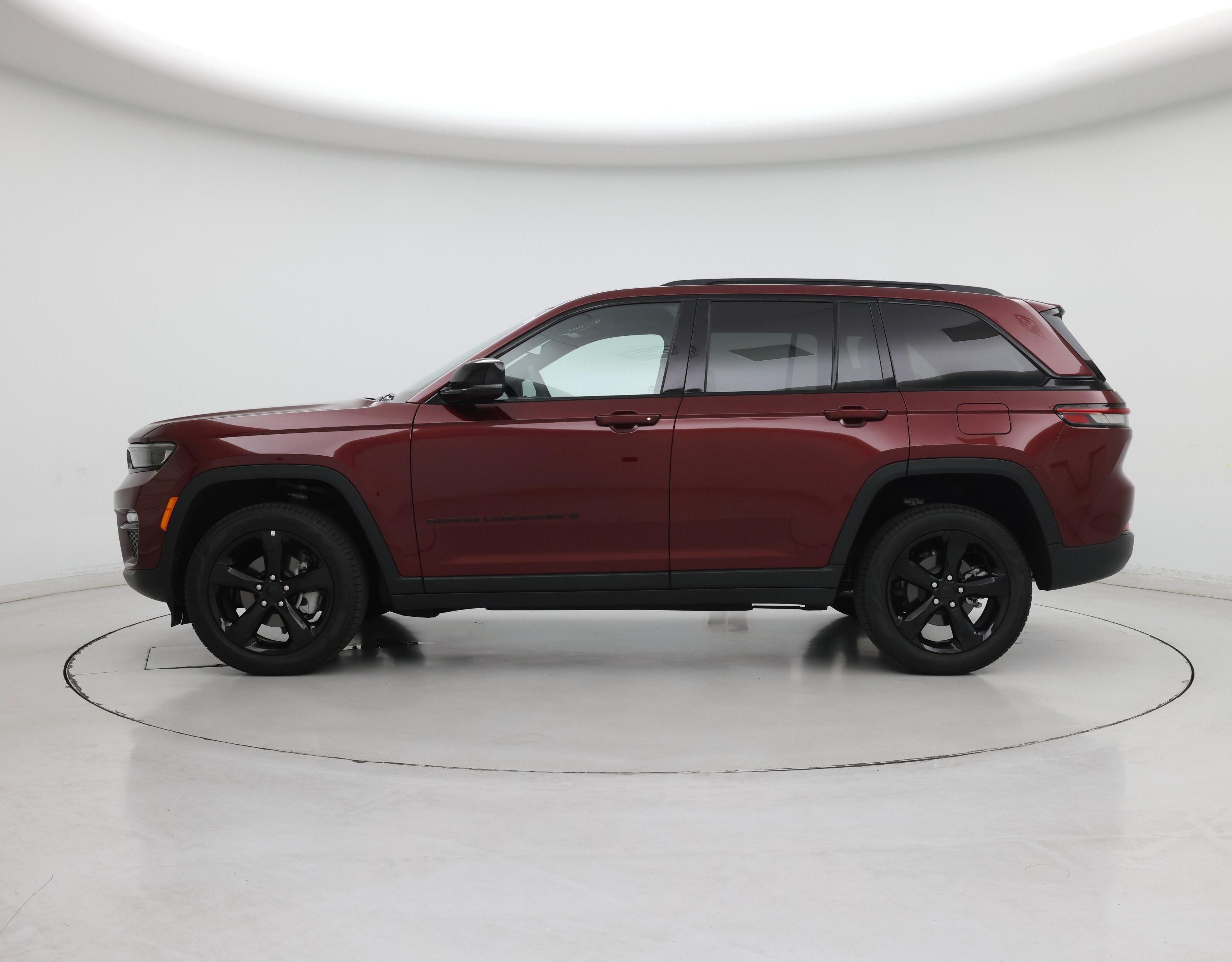 Thumbnail: 2025 Jeep Grand Cherokee - 3