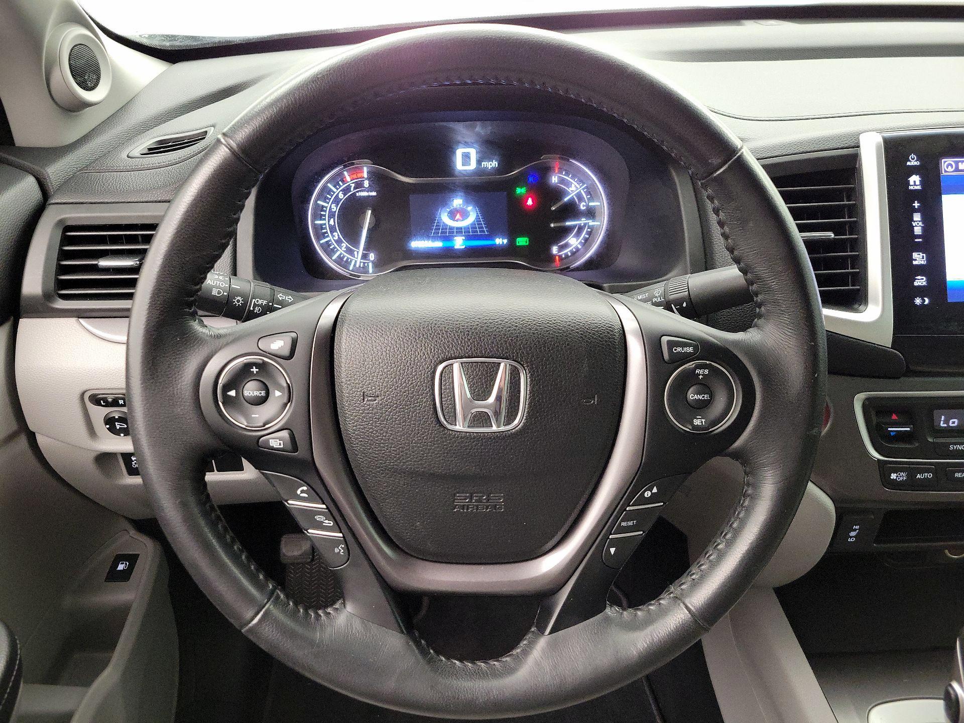 Thumbnail: 2017 Honda Ridgeline - 10